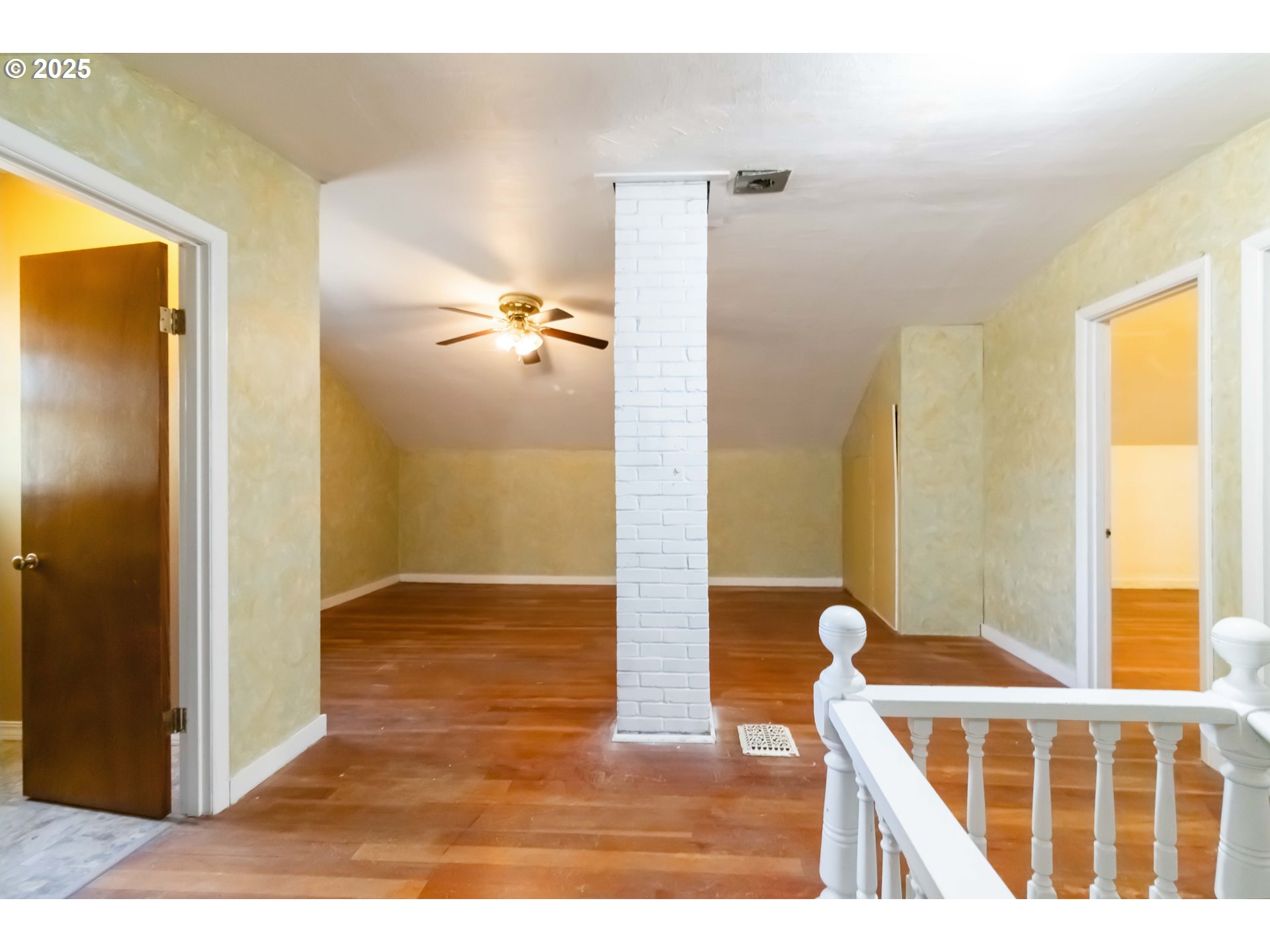 property viewer photo 25