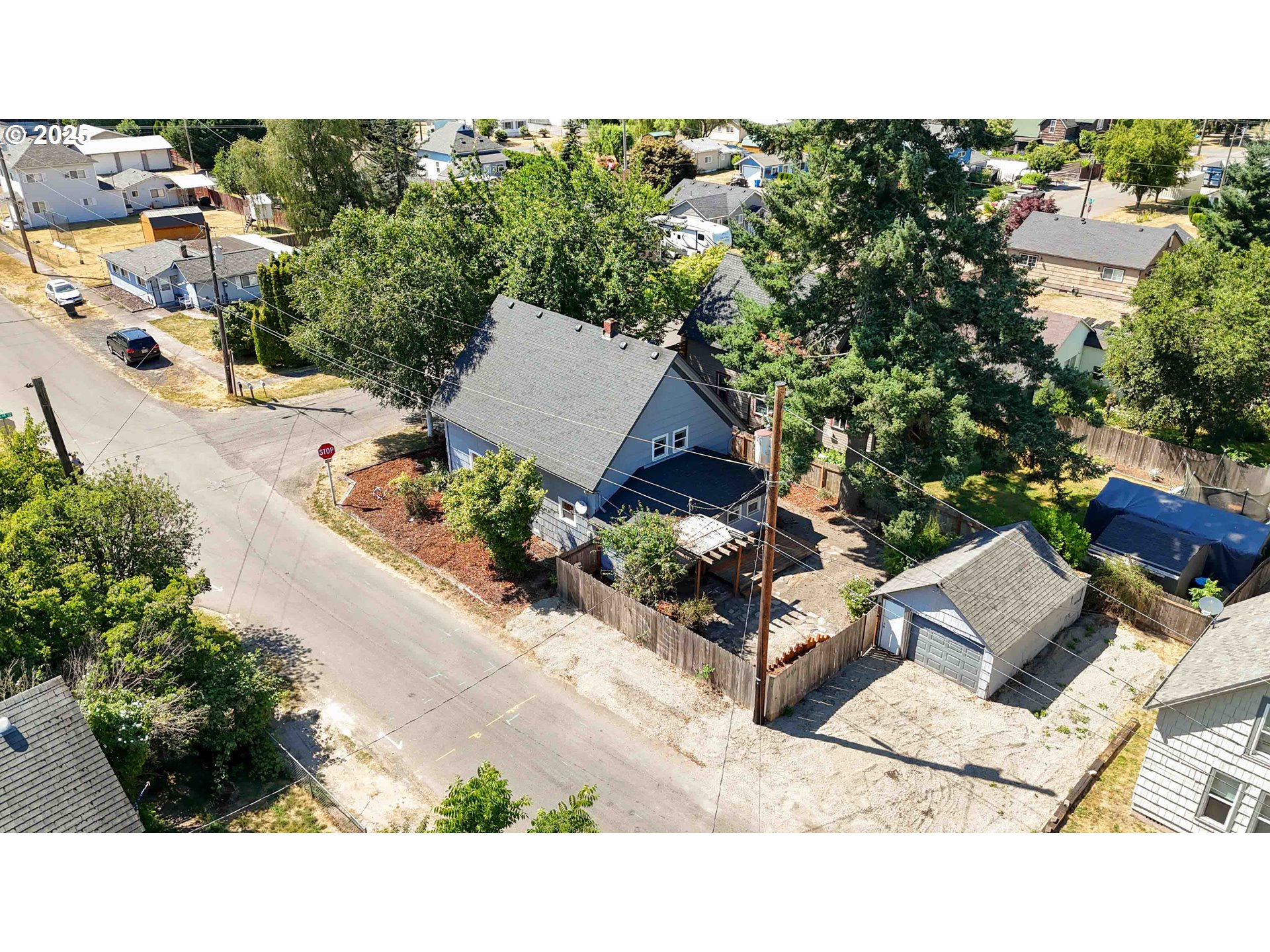 property viewer photo 42