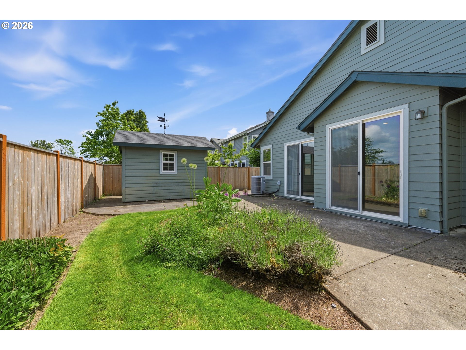 main property photo 40