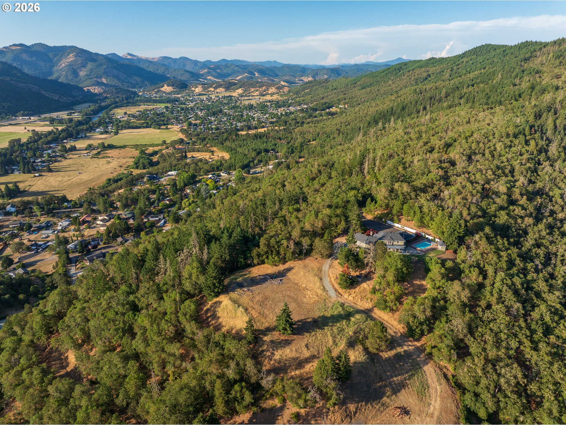 main property photo 45