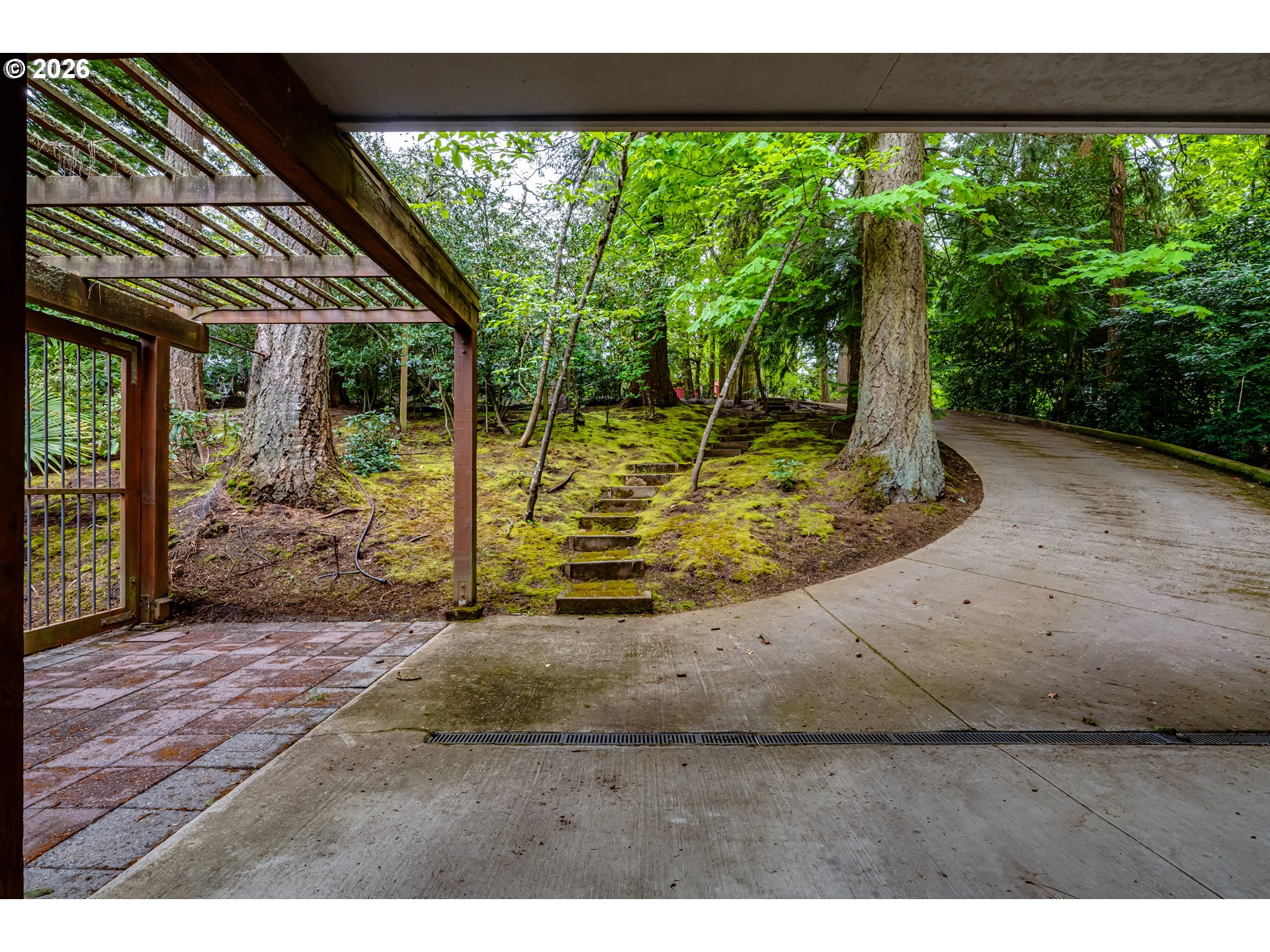main property photo 42