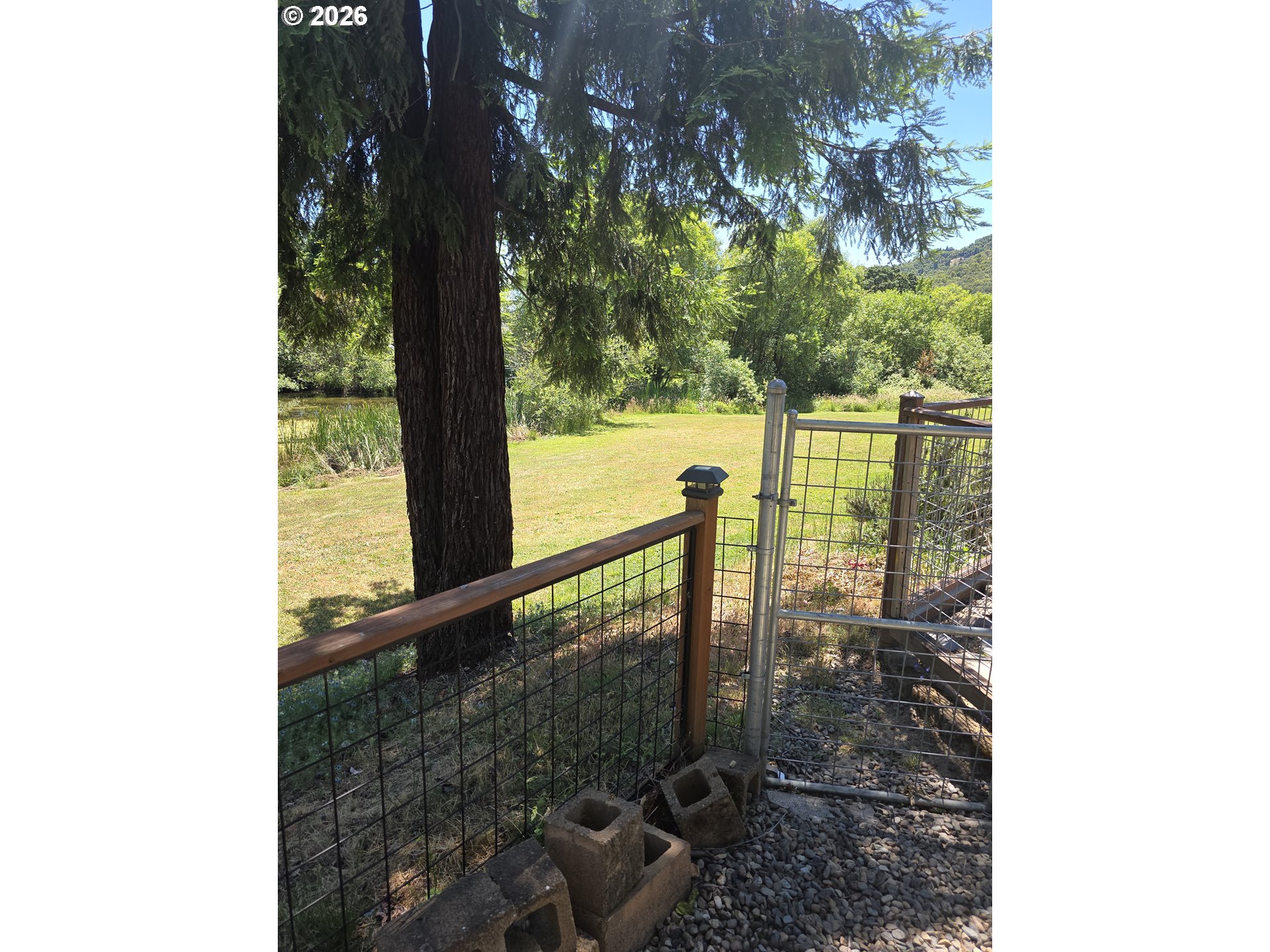 main property photo 24