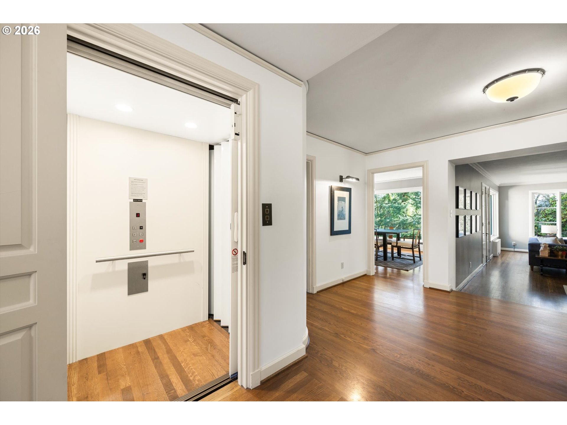 property viewer photo 12