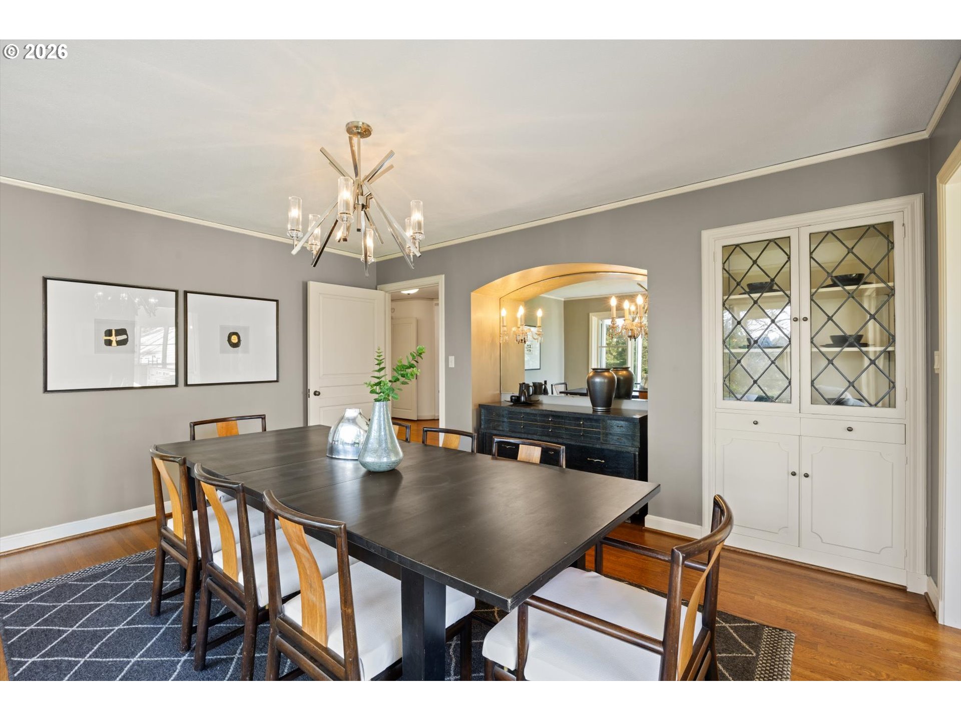 property viewer photo 3