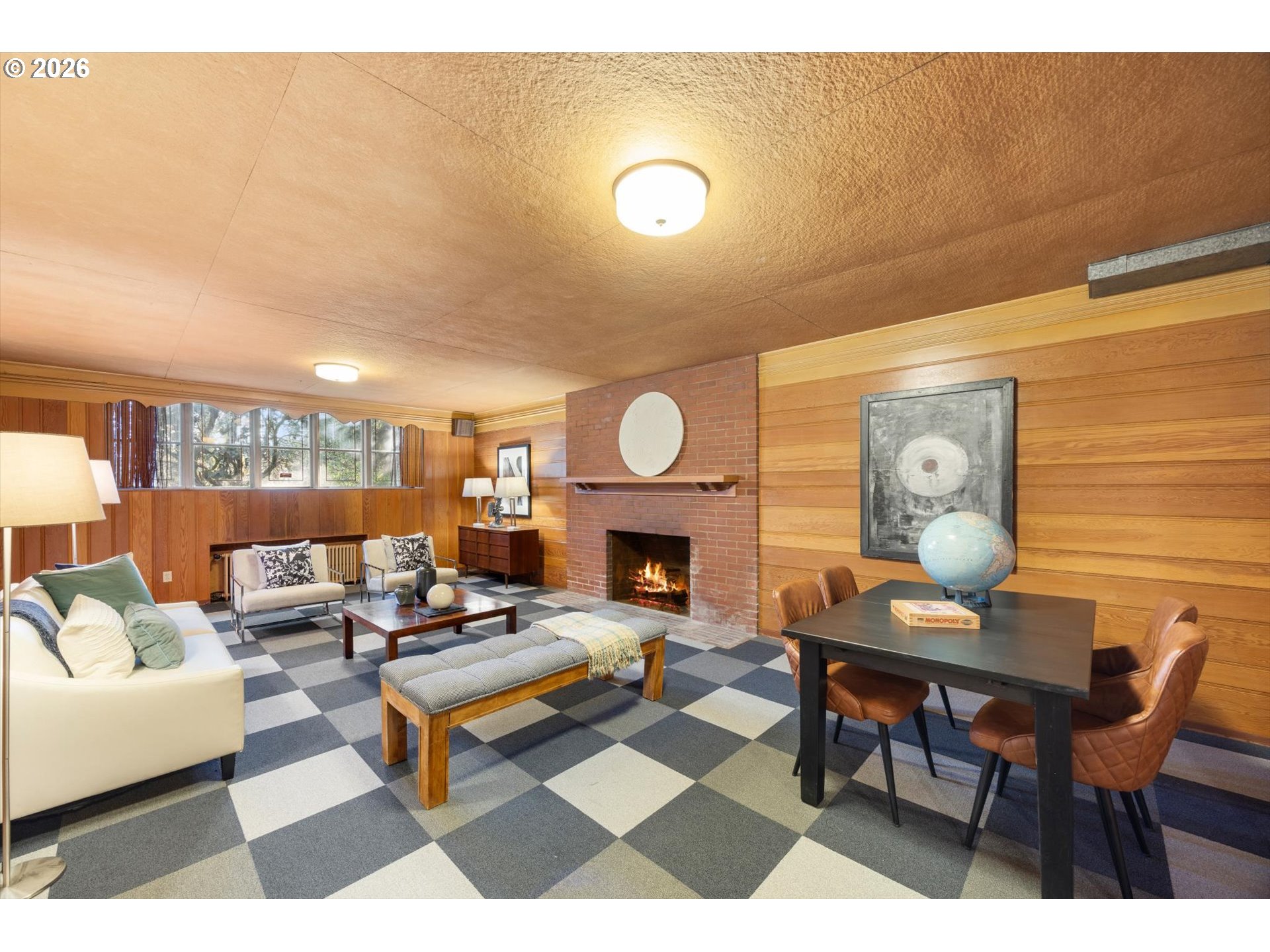 property viewer photo 36