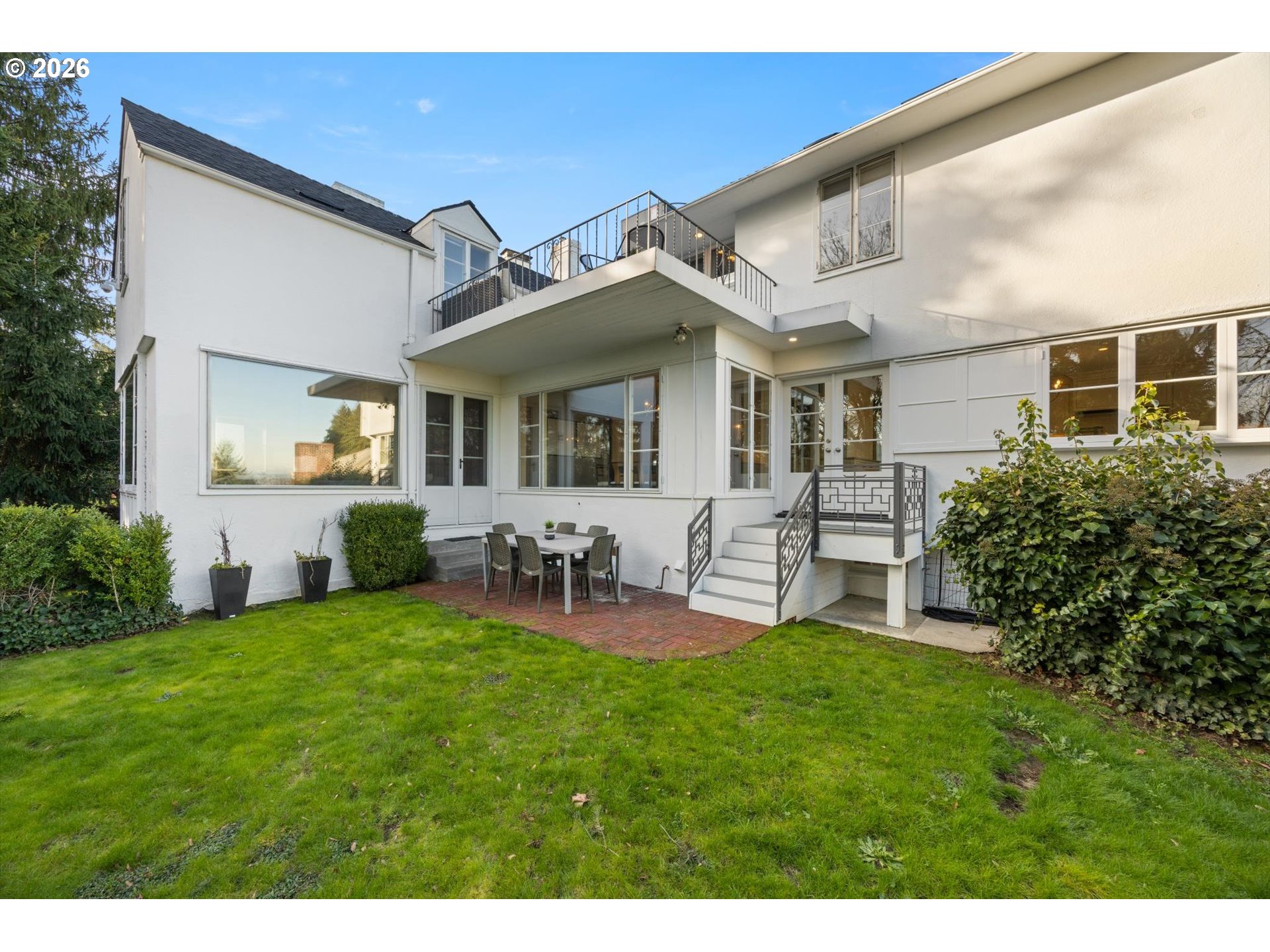 property viewer photo 38