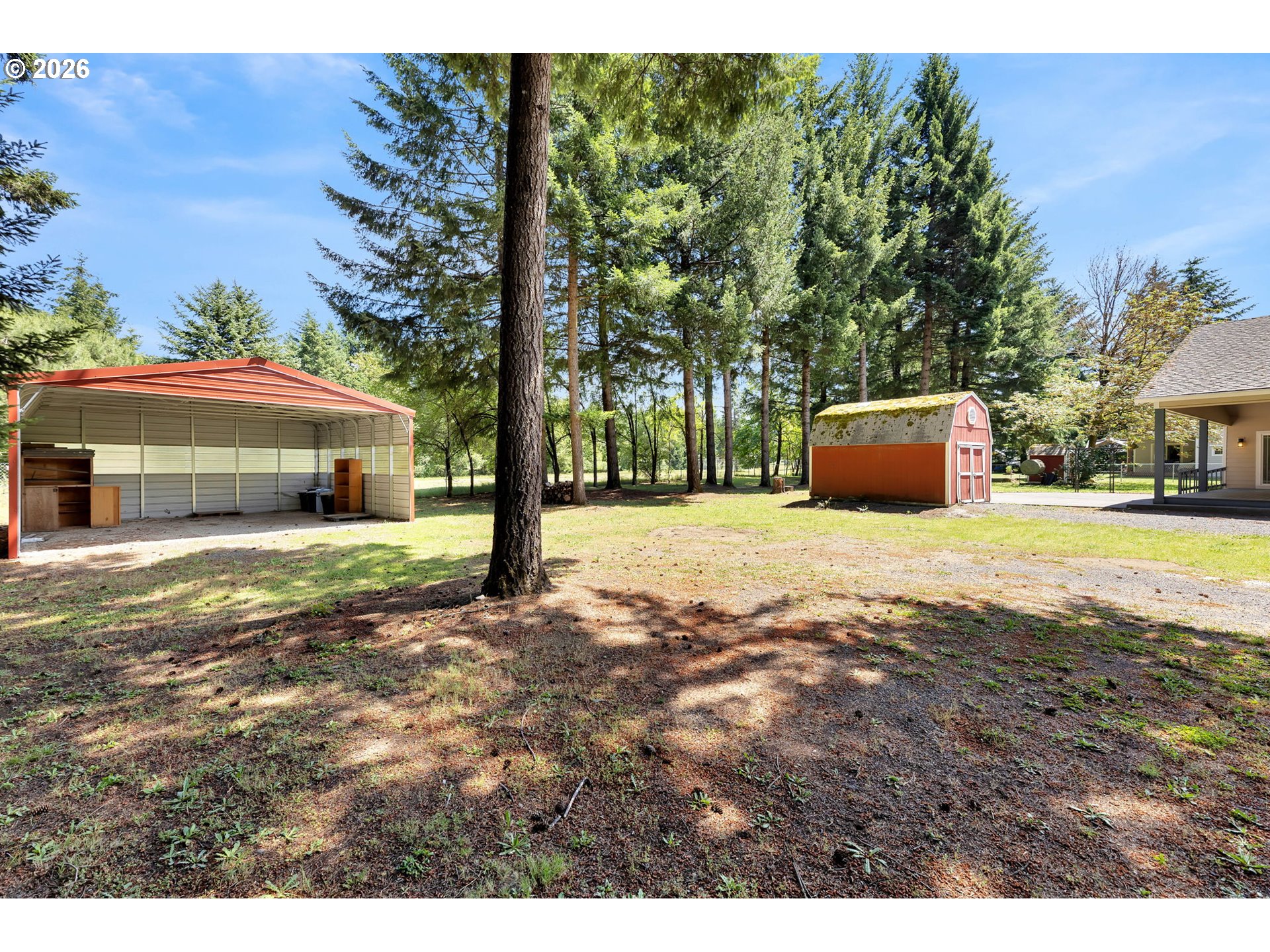 main property photo 33