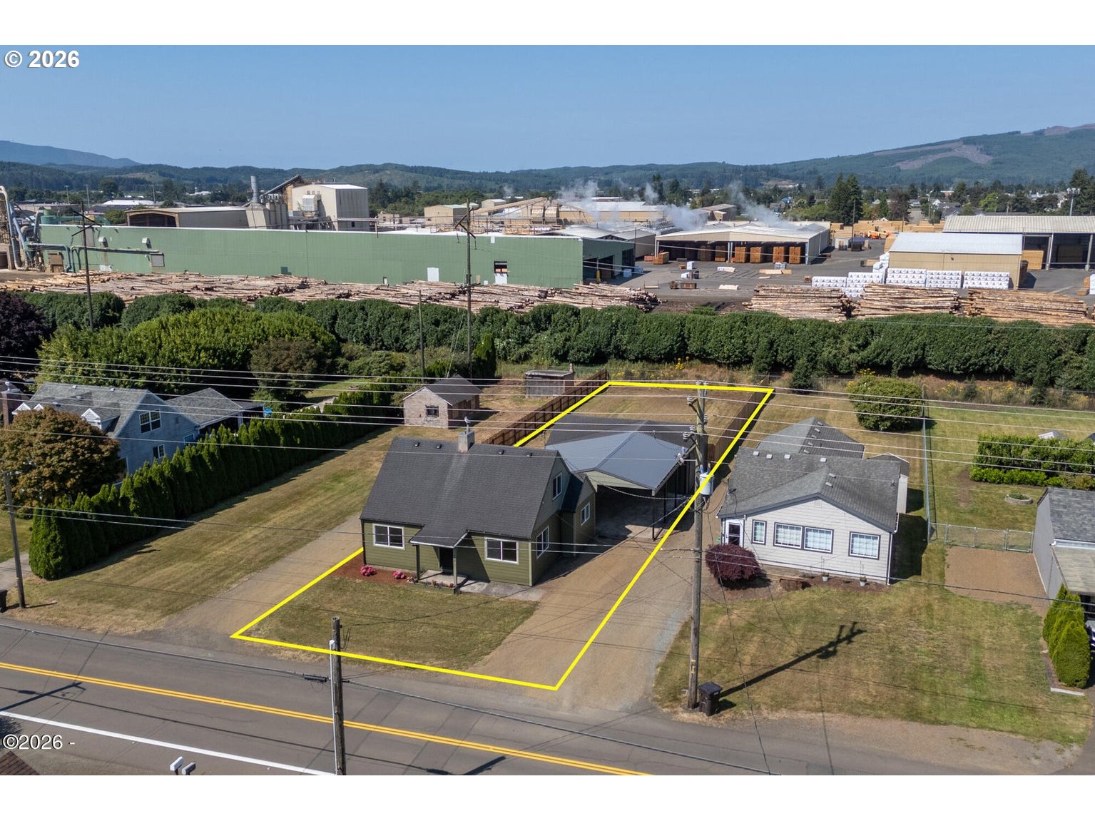 main property photo 28