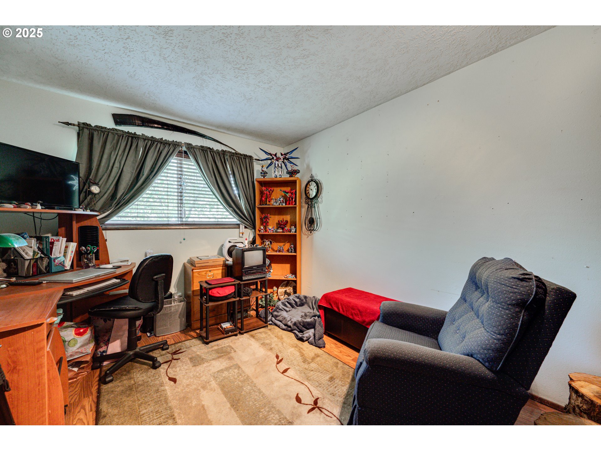 property viewer photo 19