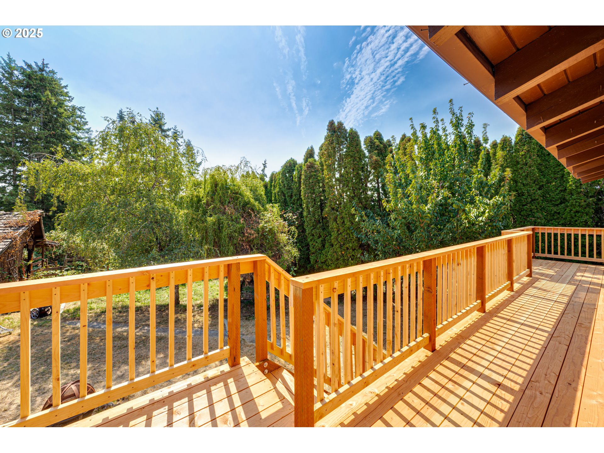 property viewer photo 9