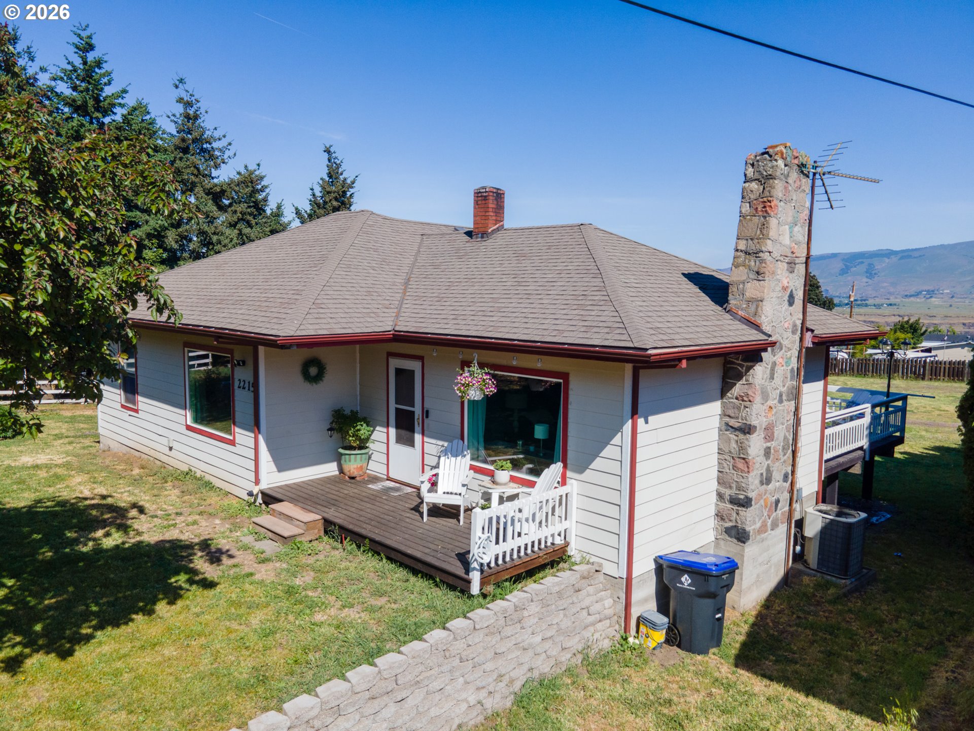 main property photo 1