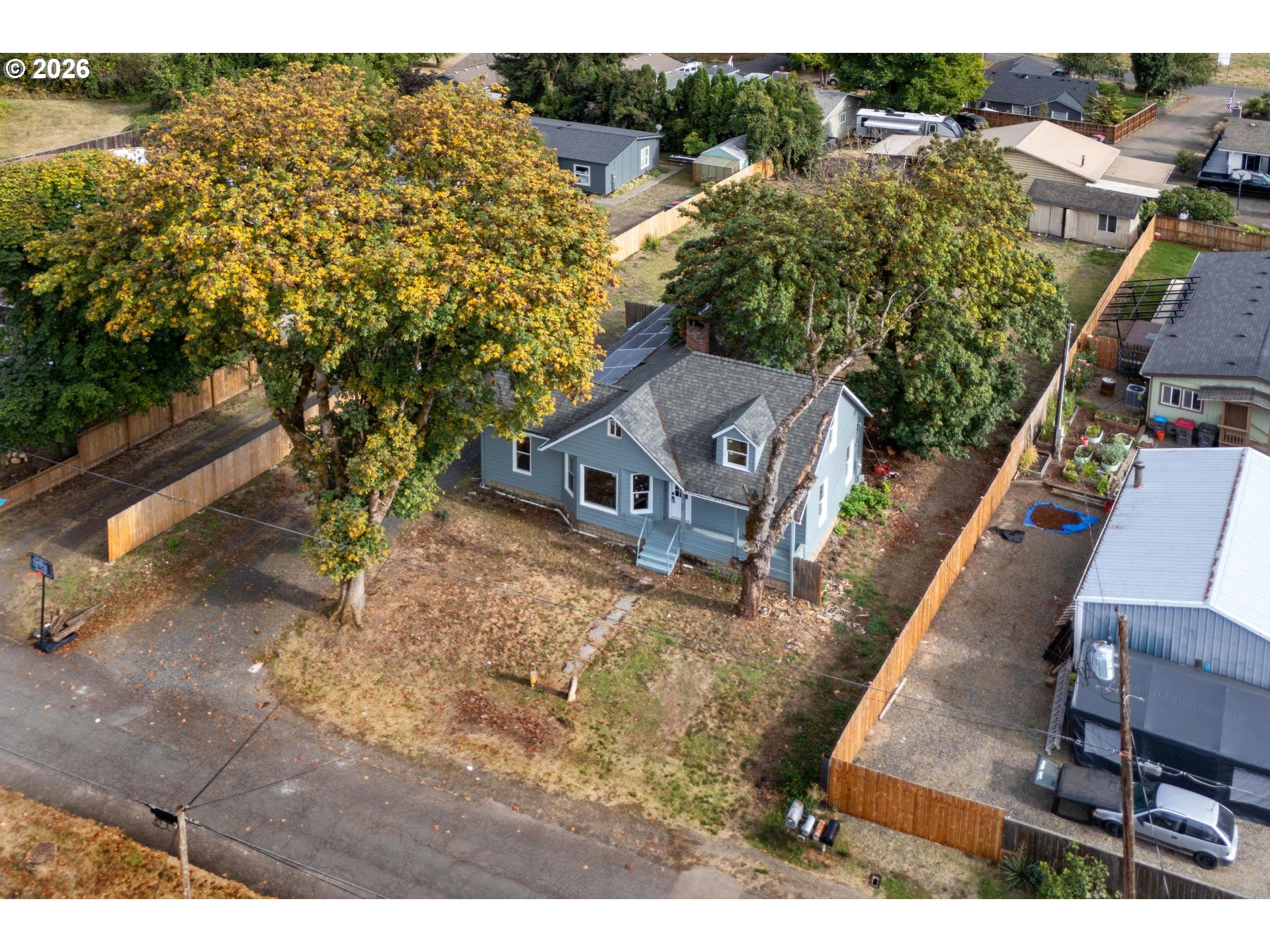 main property photo 32