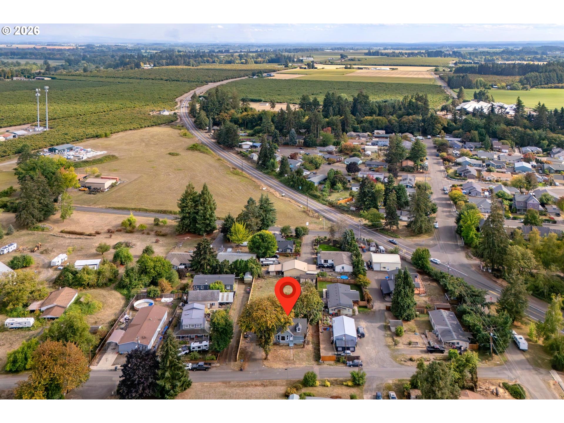 main property photo 40