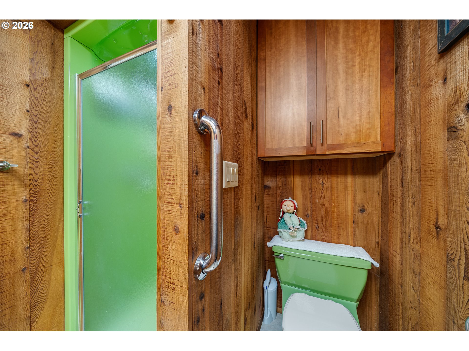main property photo 18
