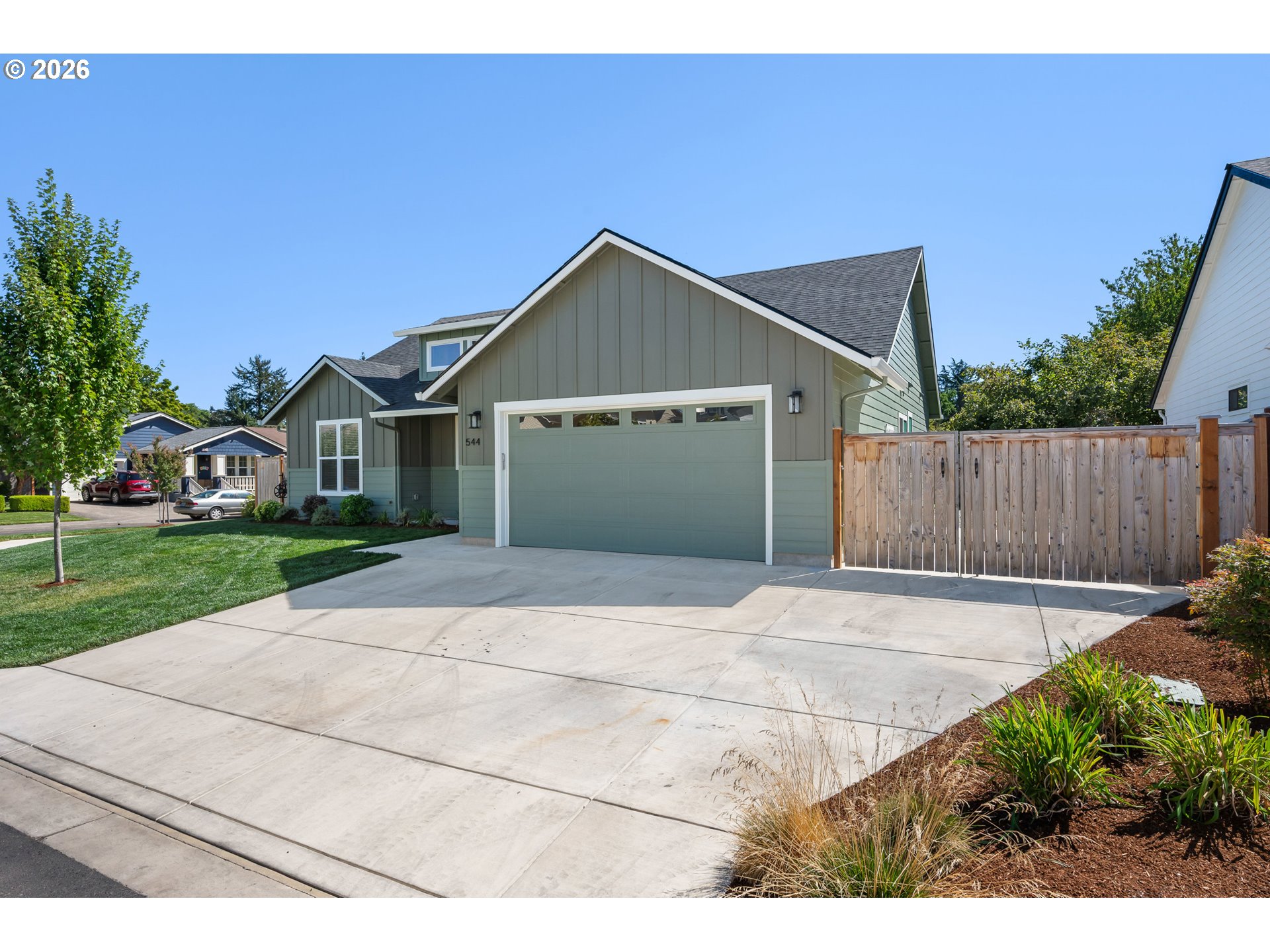 main property photo 41