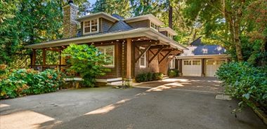 image of property with 4 Bed | 3 Bath | 4,085 Sqft