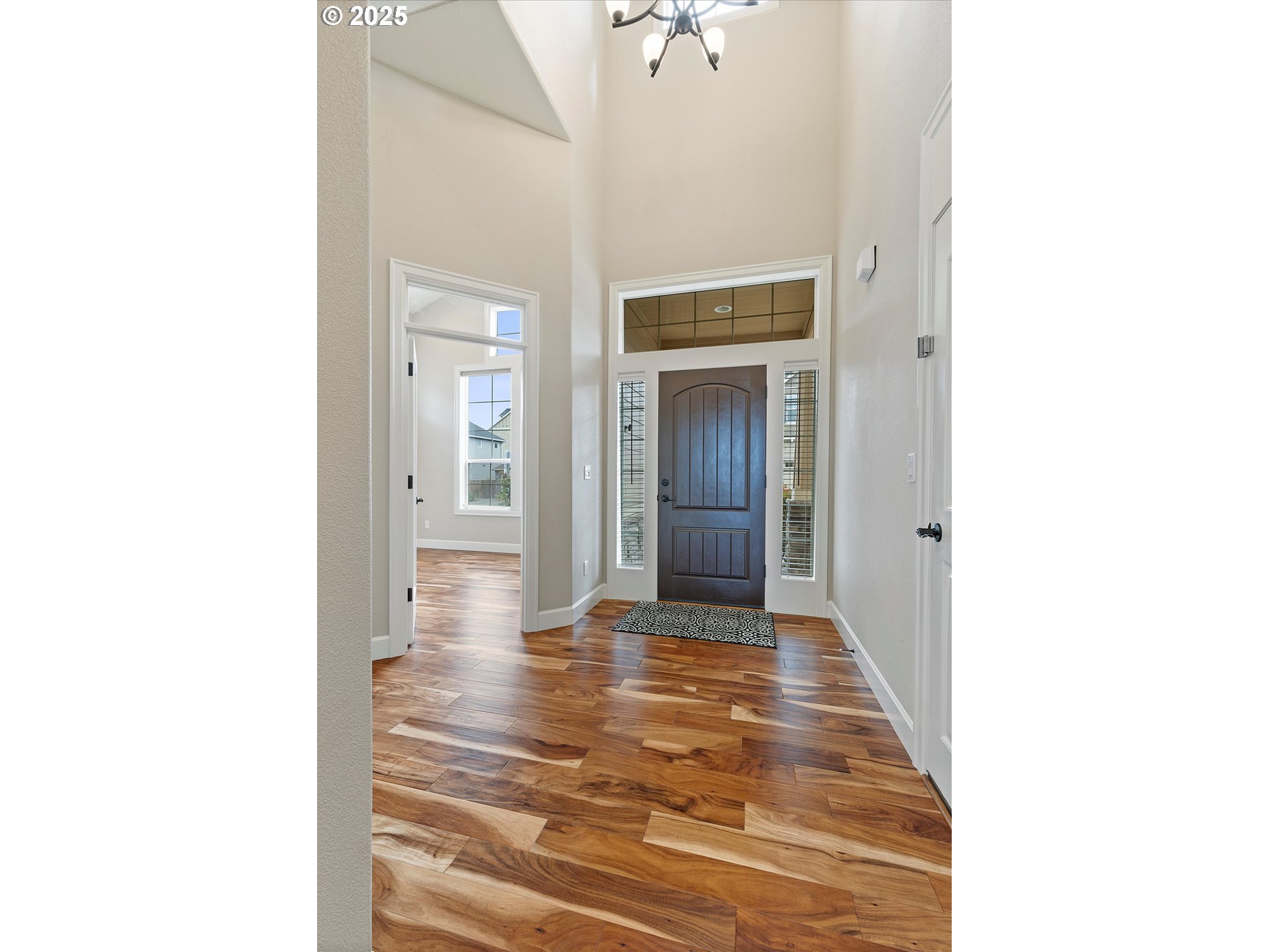 property viewer photo 3