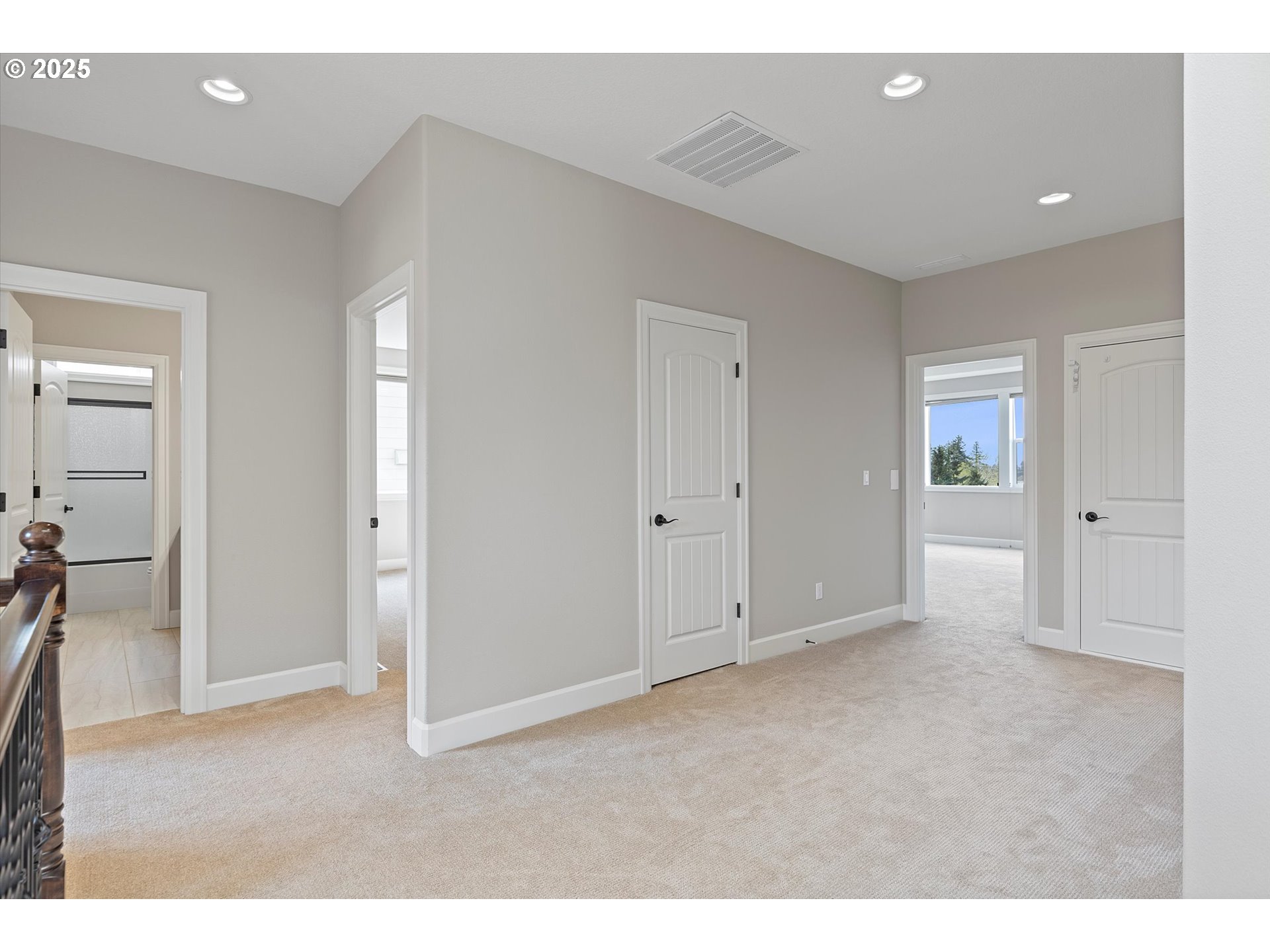 property viewer photo 31