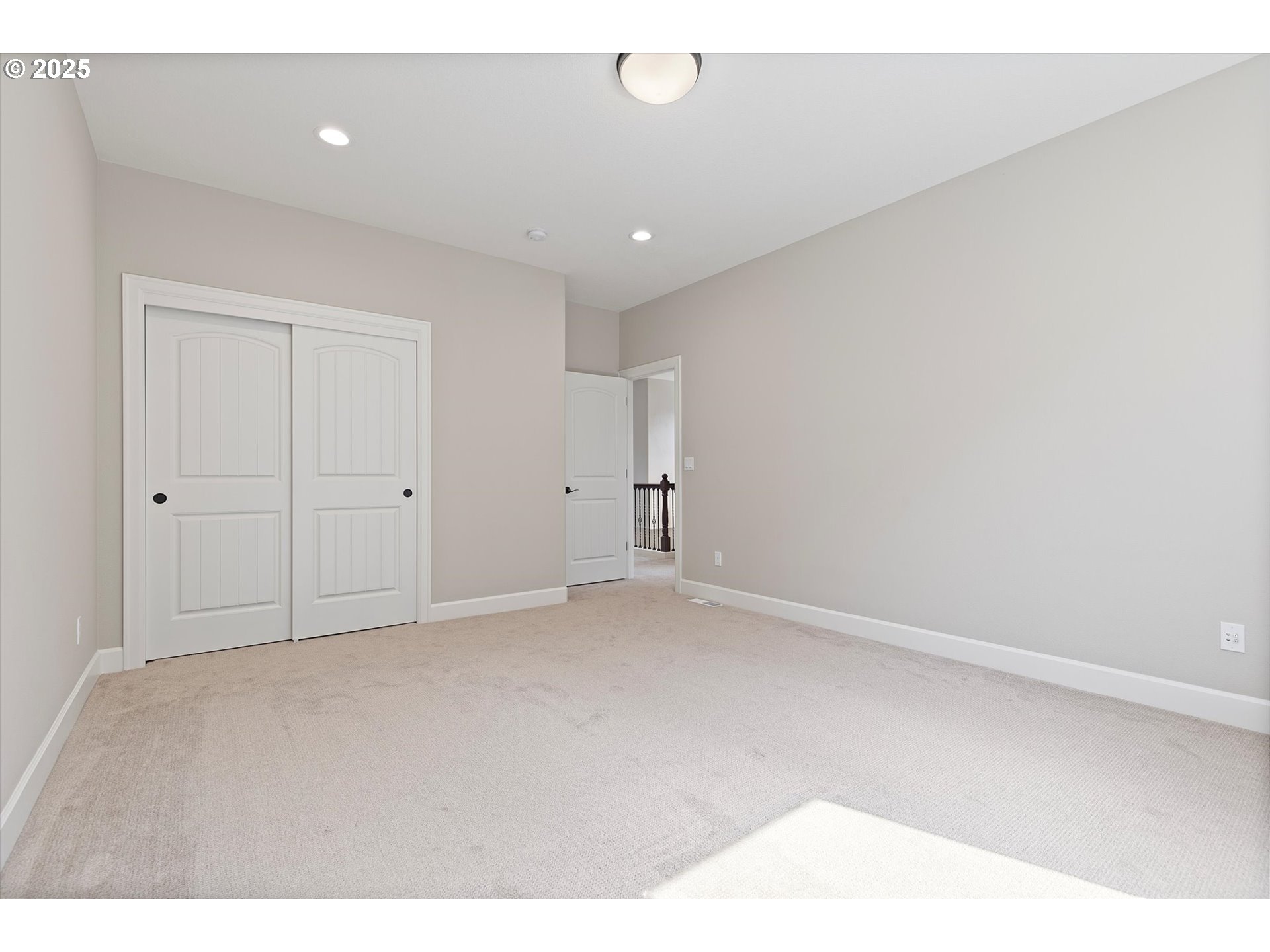 property viewer photo 39