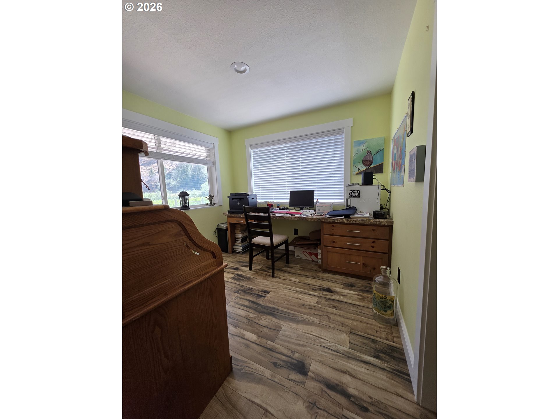 main property photo 8