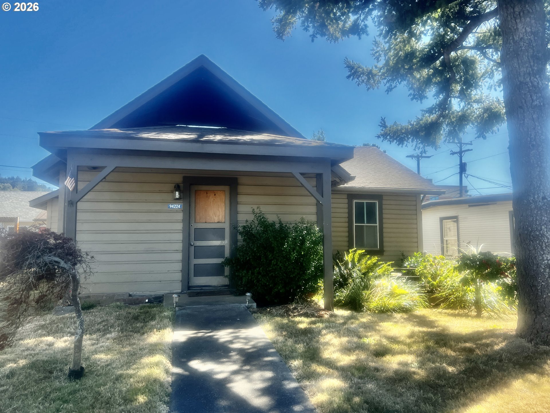 main property photo 21