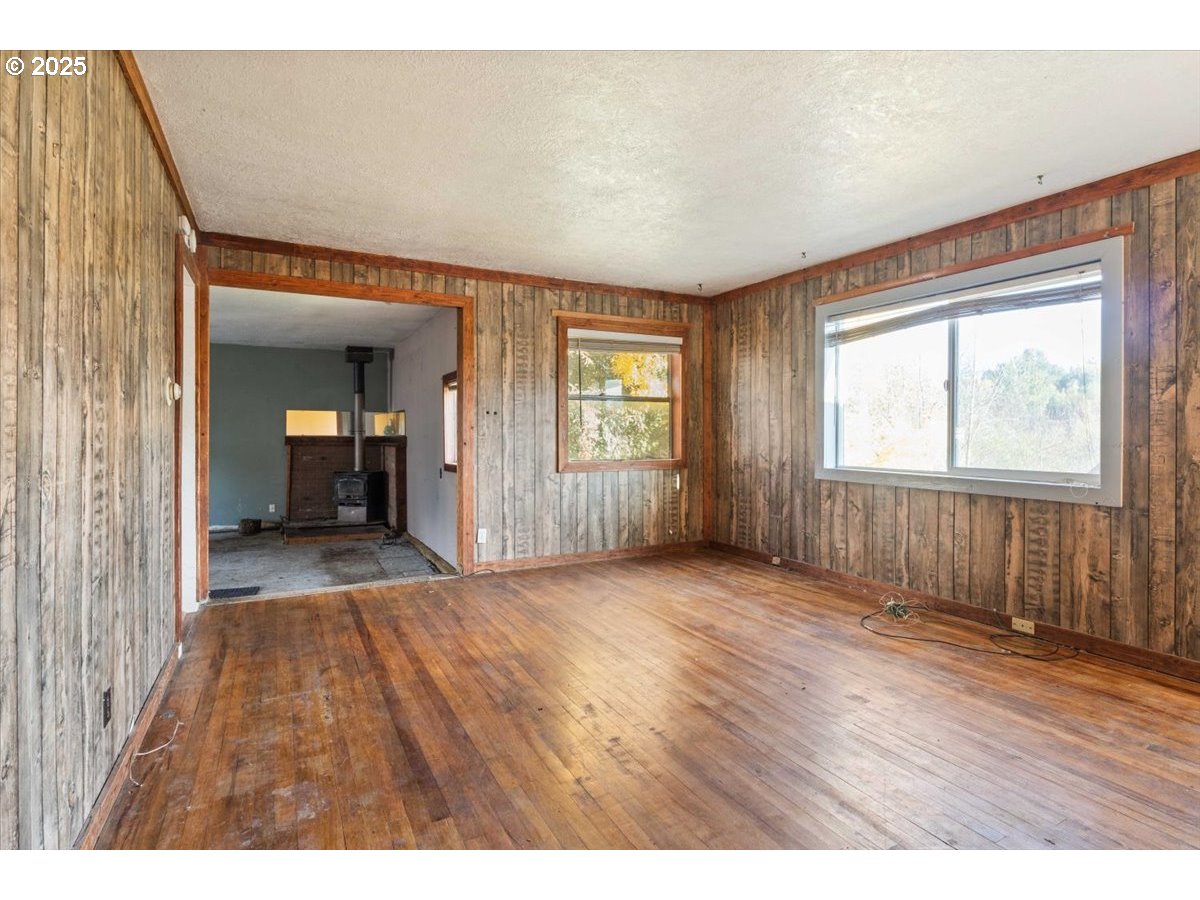 property viewer photo 12