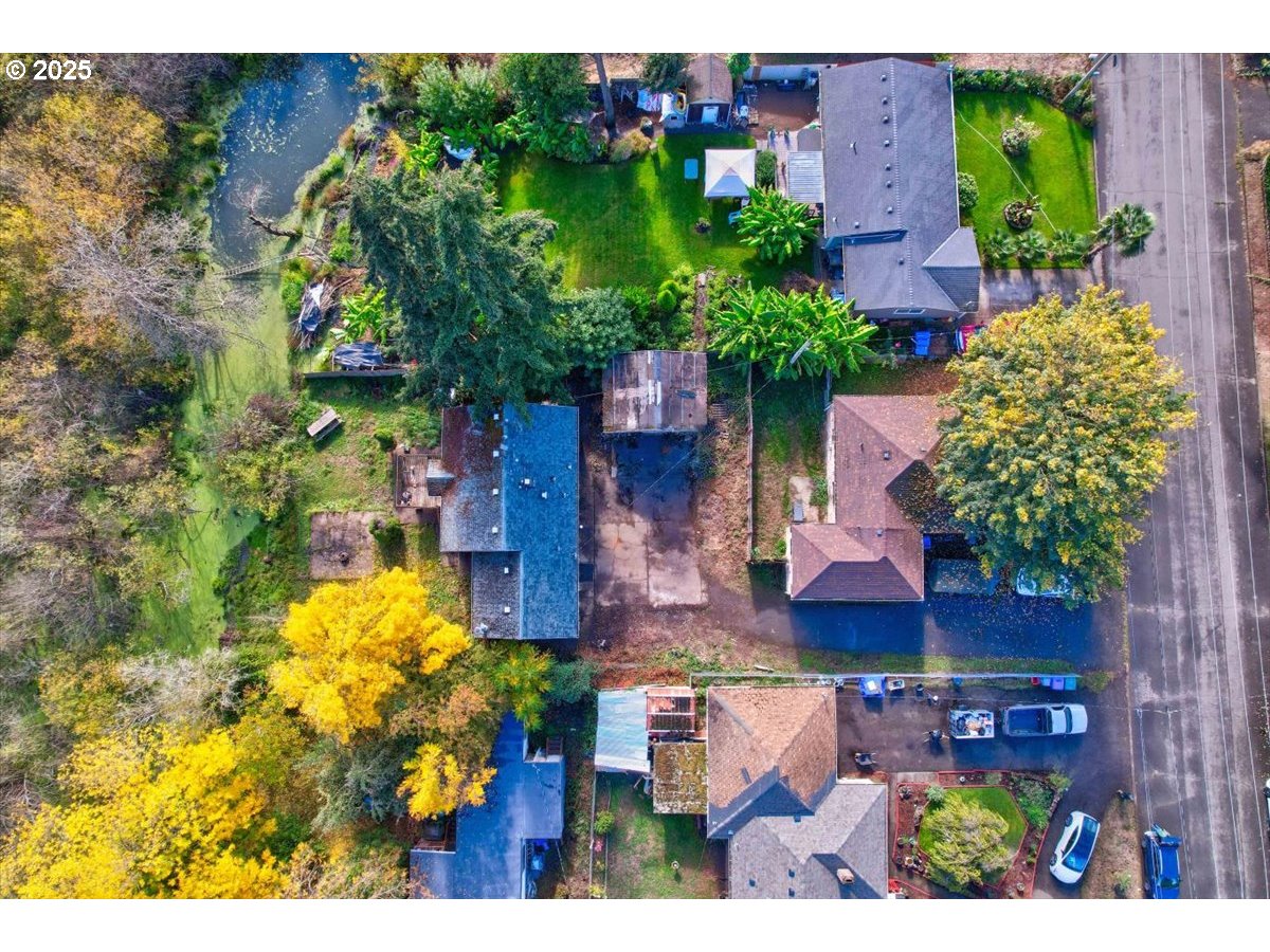 property viewer photo 2