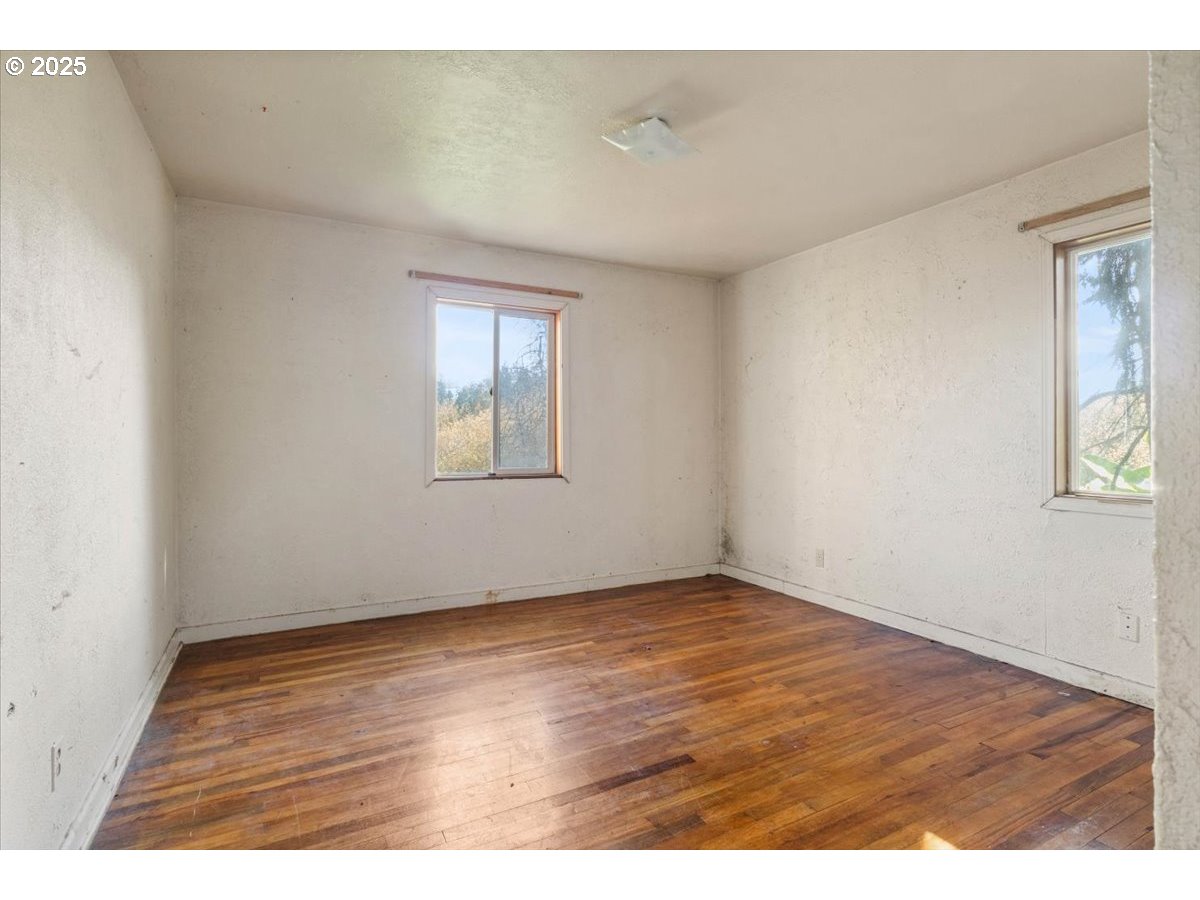 property viewer photo 21