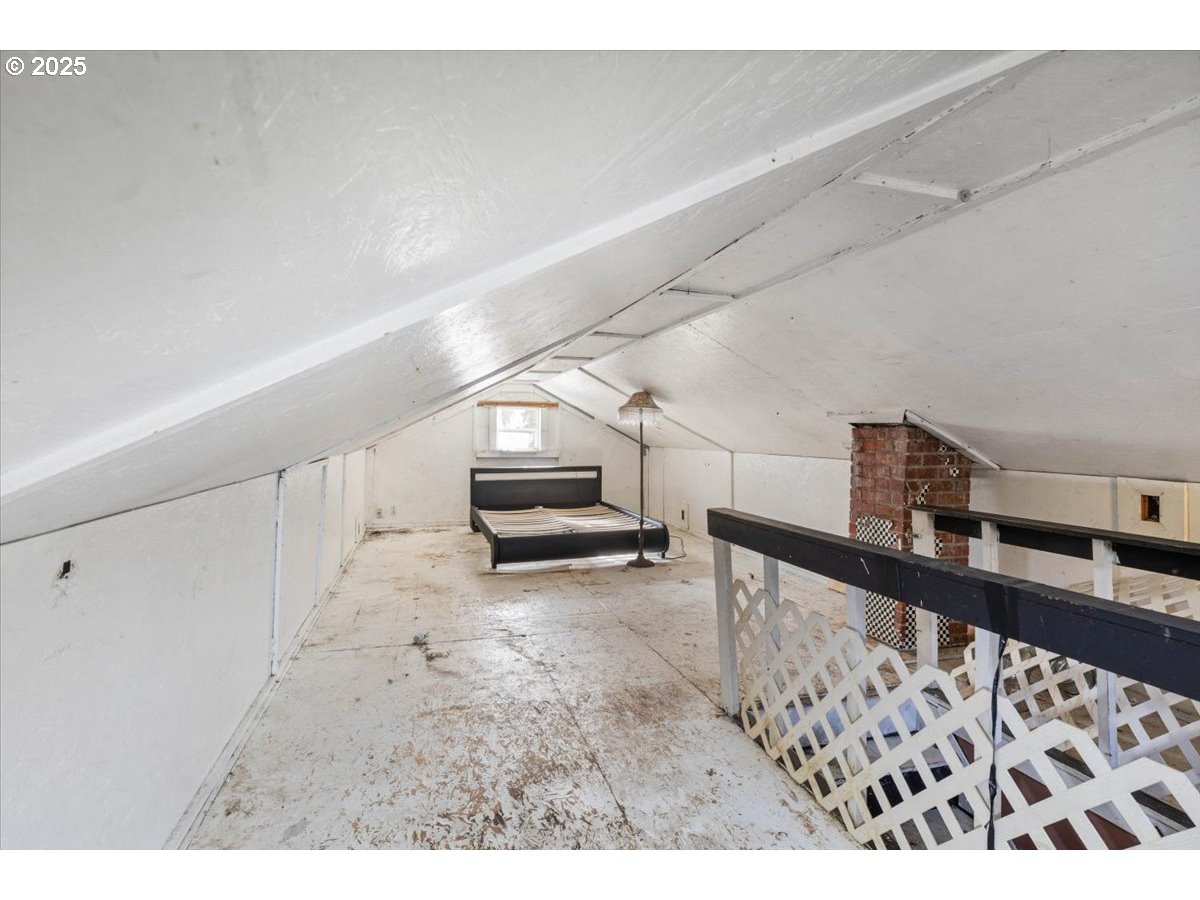 property viewer photo 28