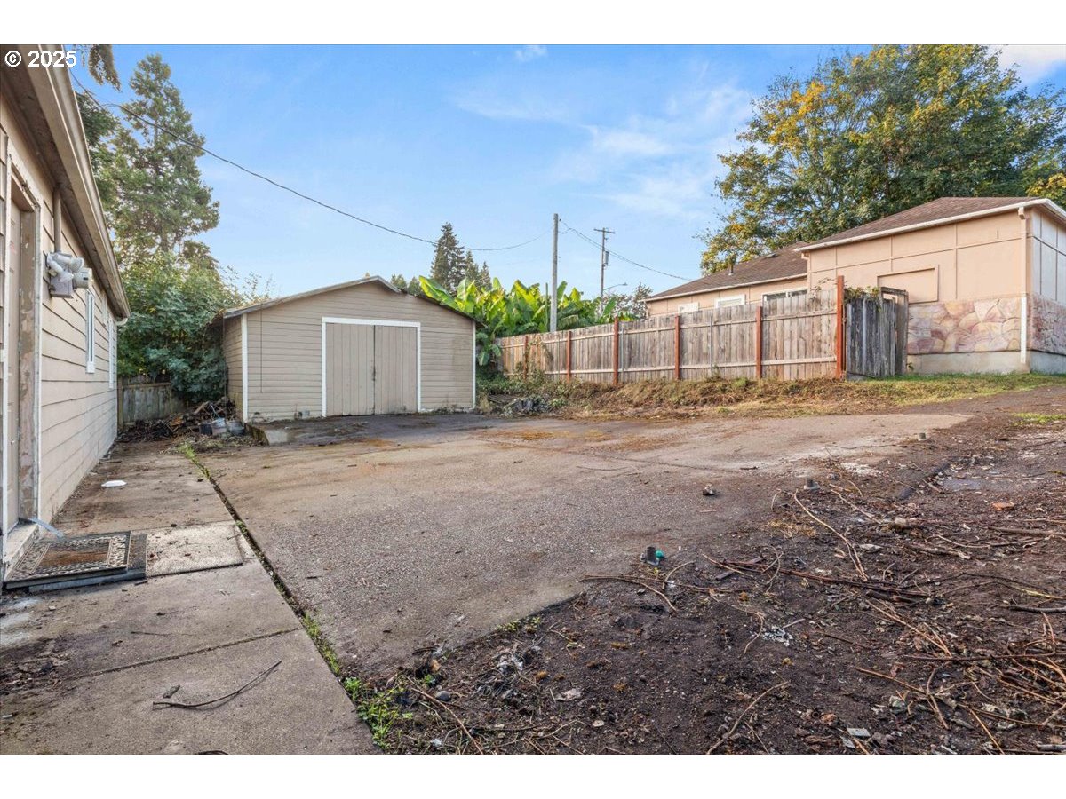 property viewer photo 31
