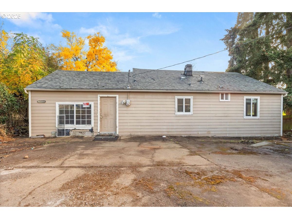 property viewer photo 6