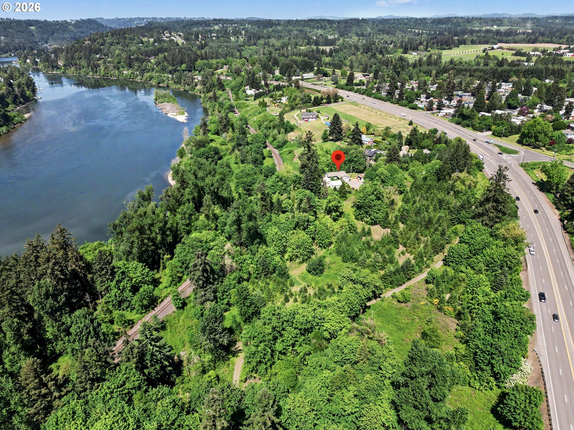 main property photo 33
