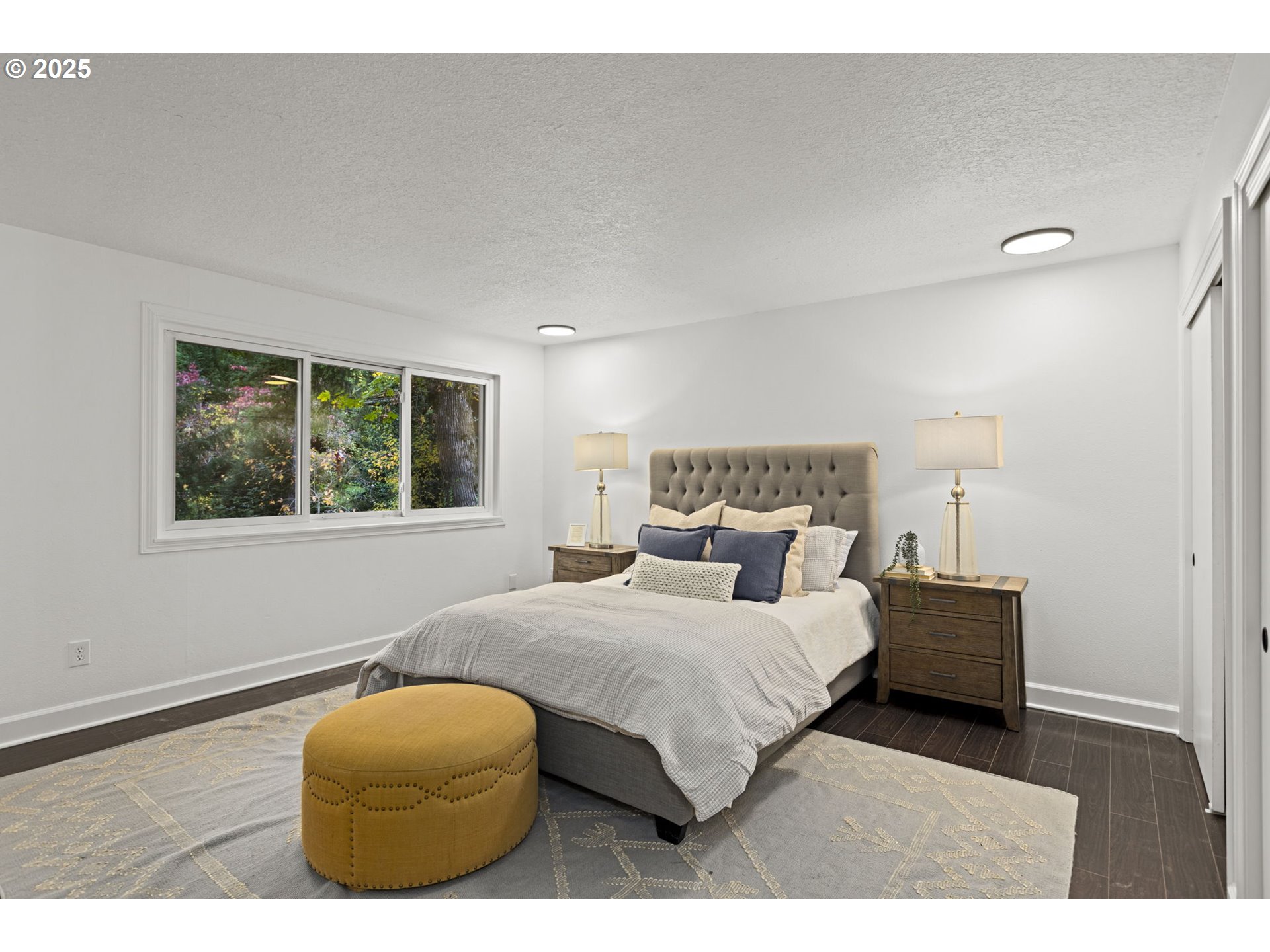 property viewer photo 19
