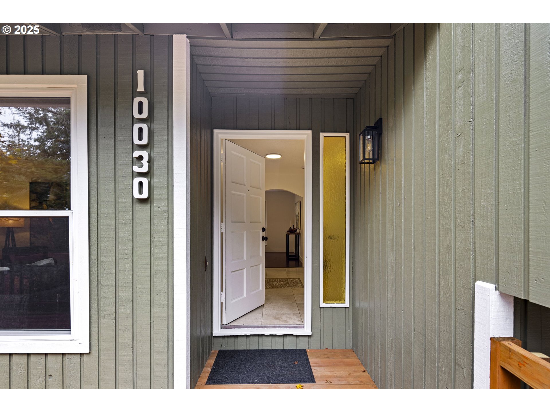 property viewer photo 2