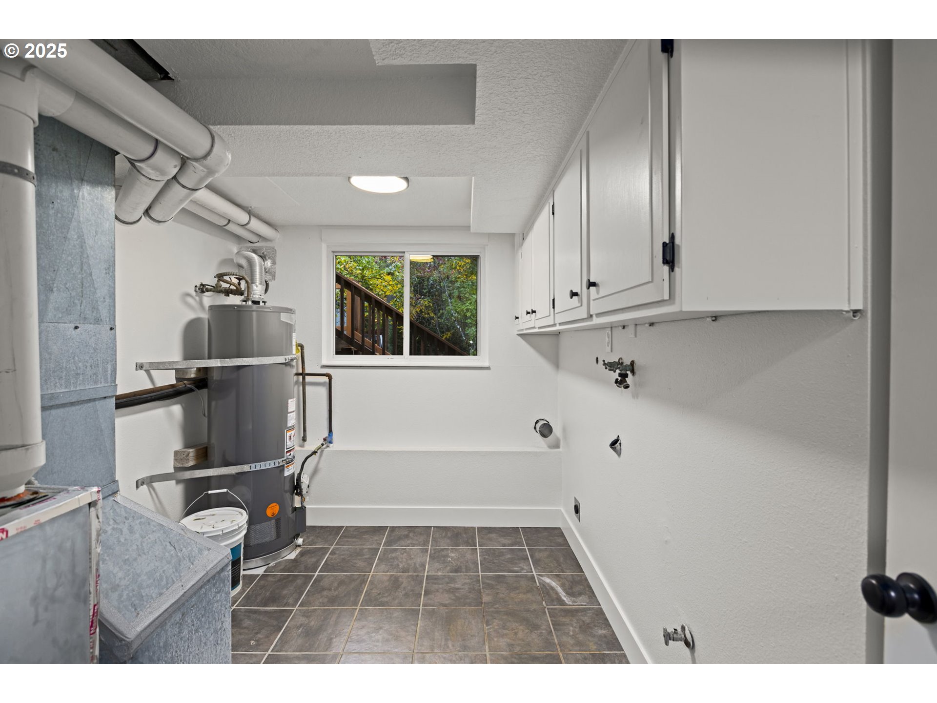 property viewer photo 33
