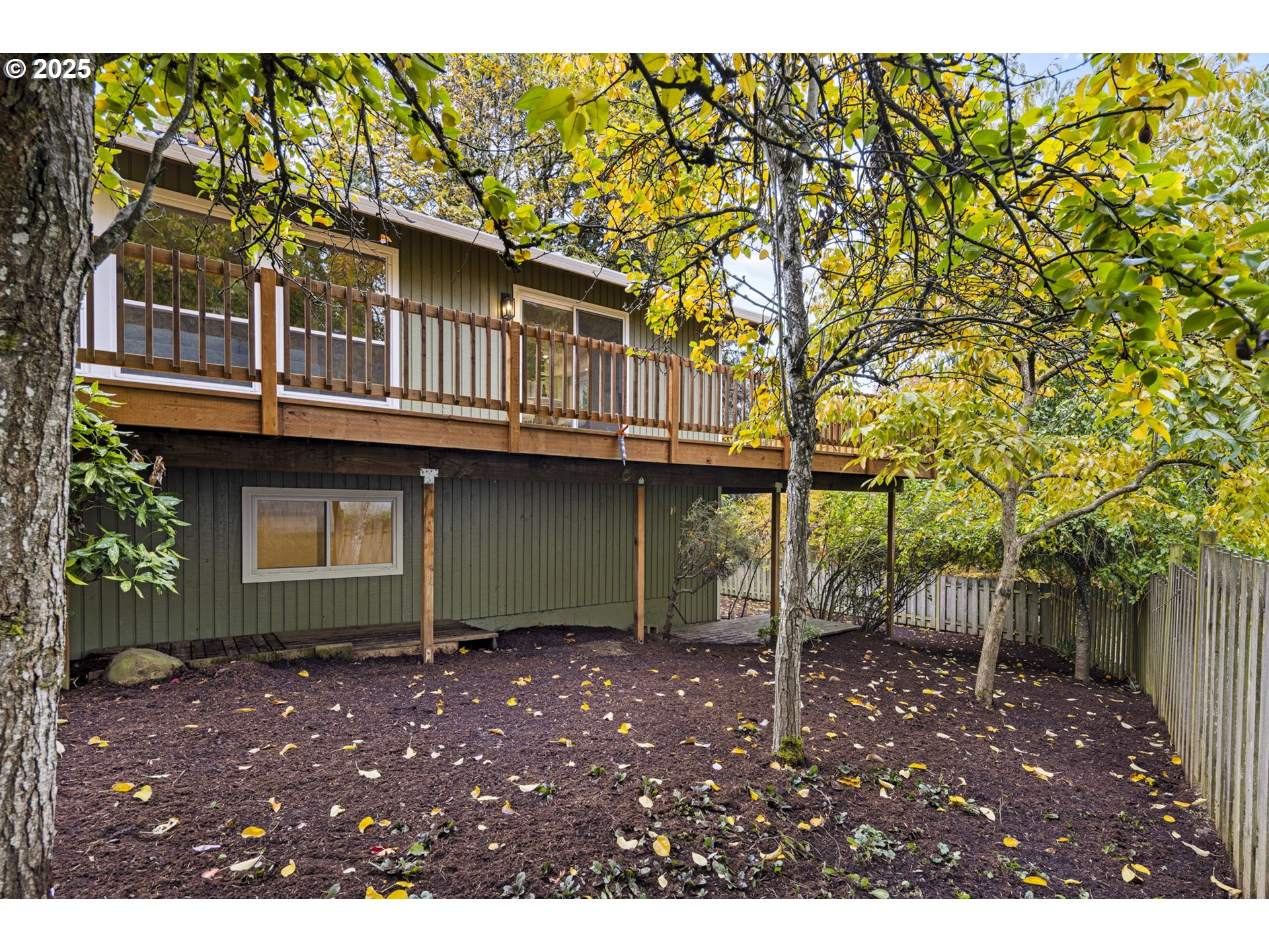 property viewer photo 41