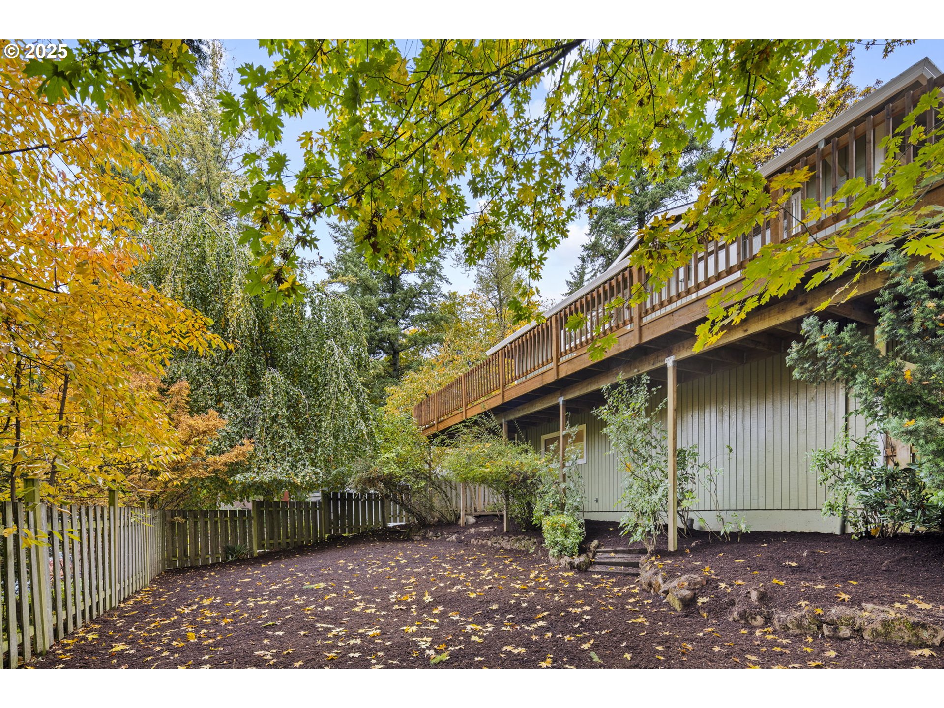 property viewer photo 42