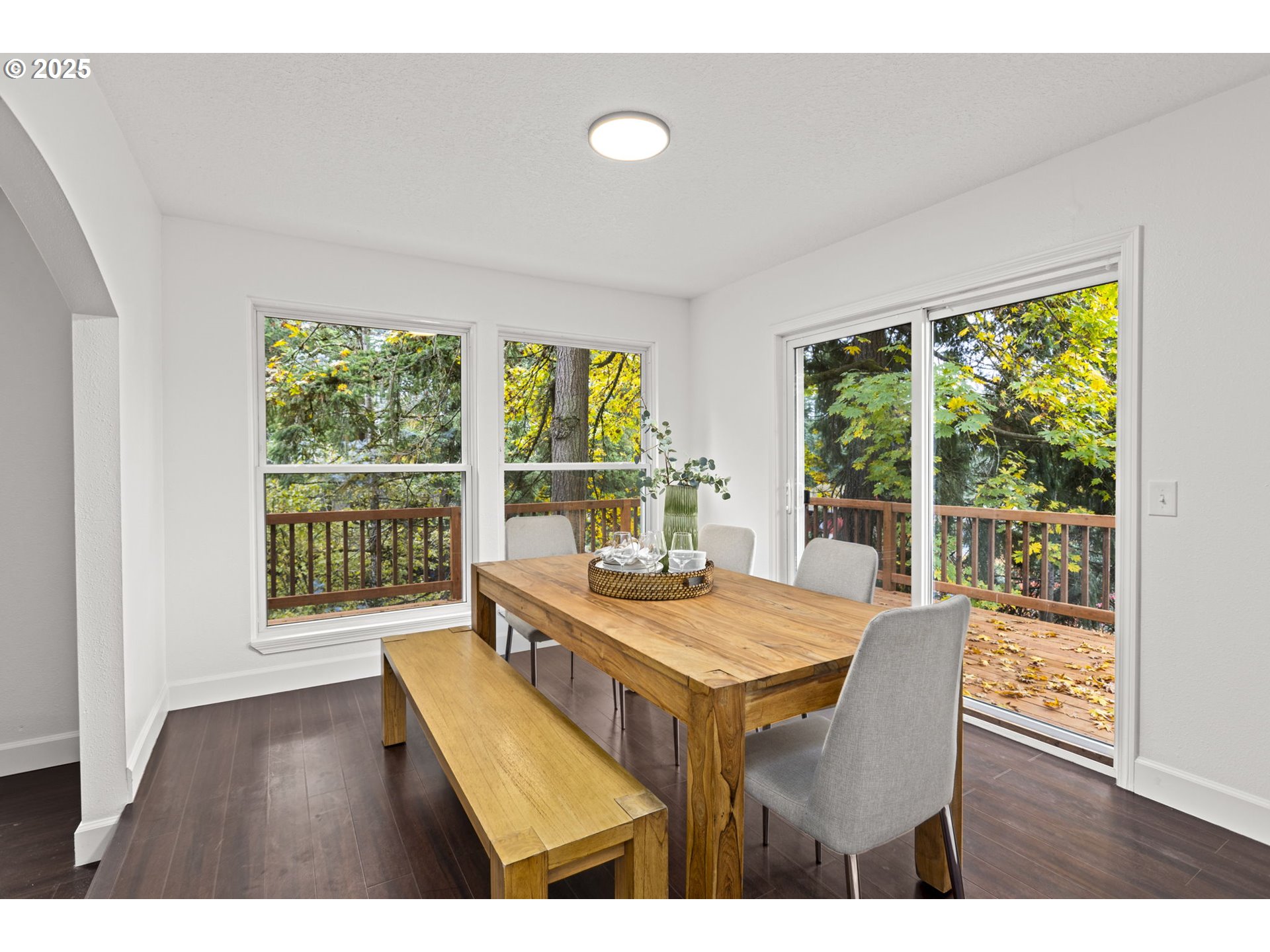 property viewer photo 9