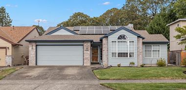 image of property with 3 Bed | 2 Bath | 1,621 Sqft