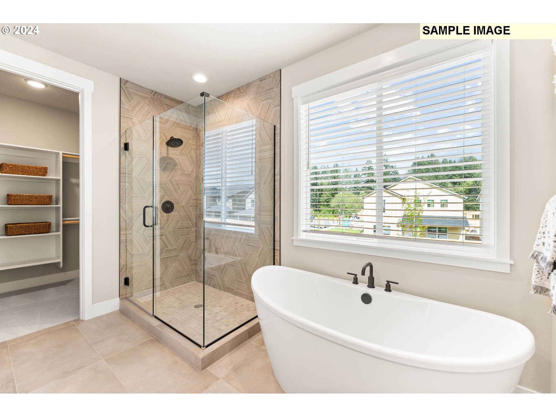 property viewer photo 17