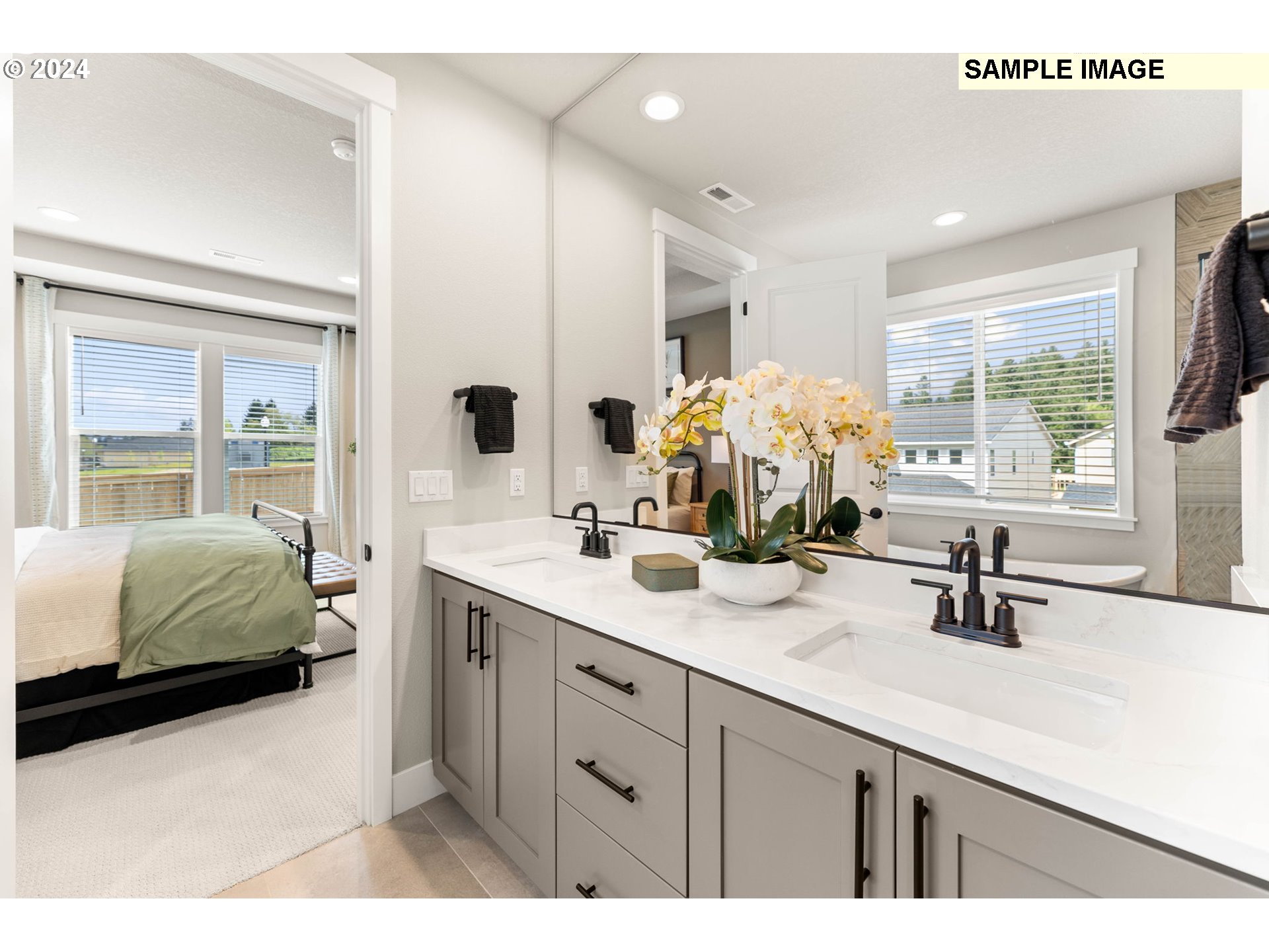 property viewer photo 19