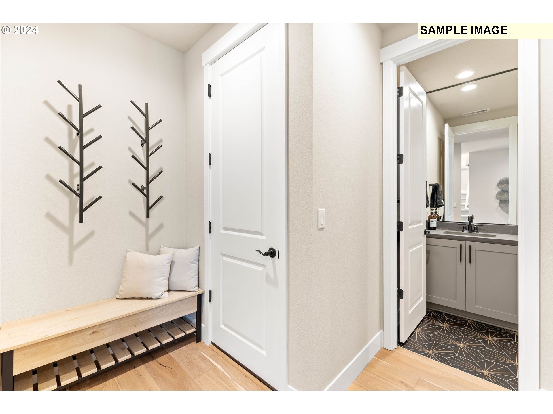 property viewer photo 27