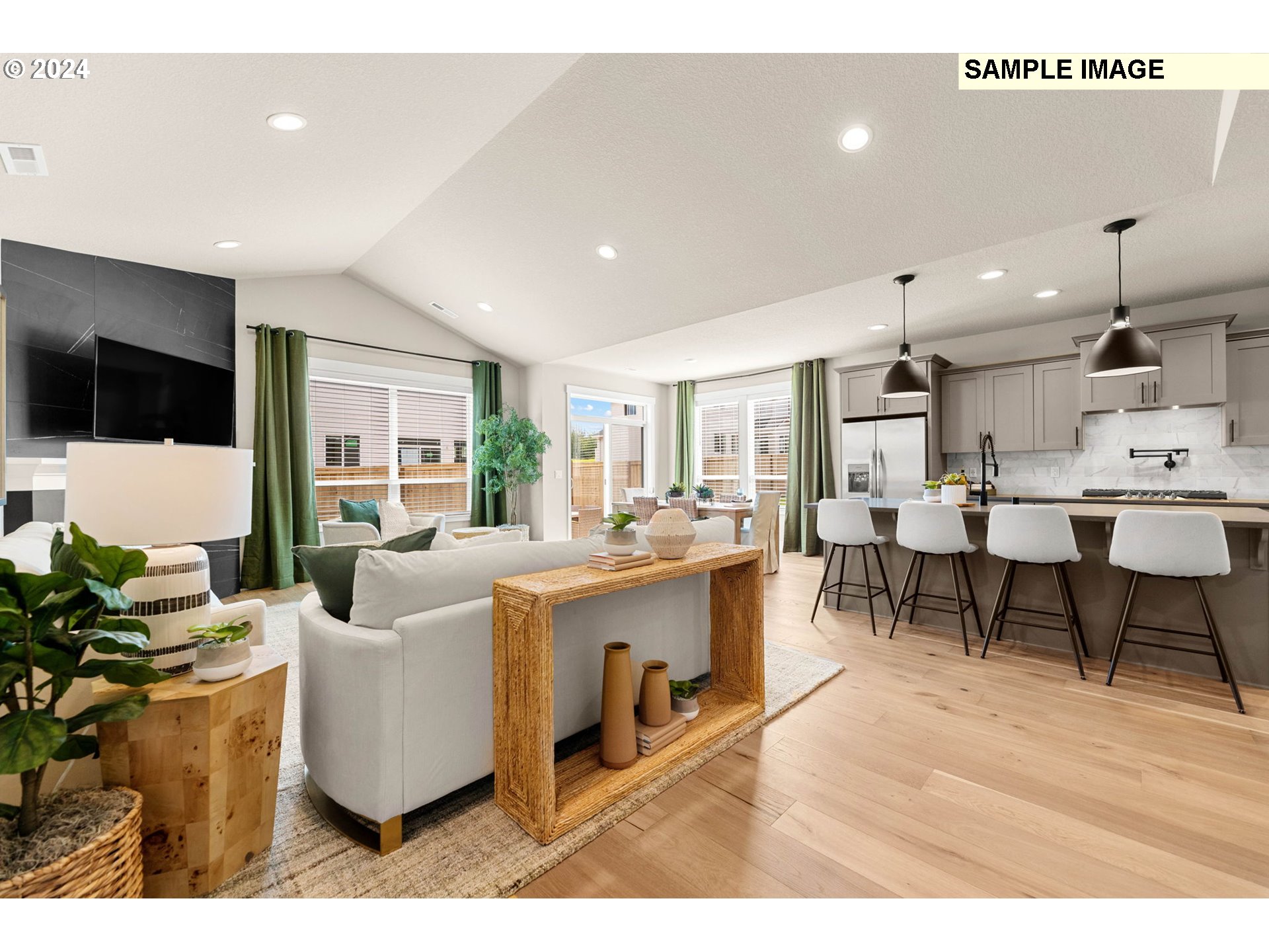 property viewer photo 29