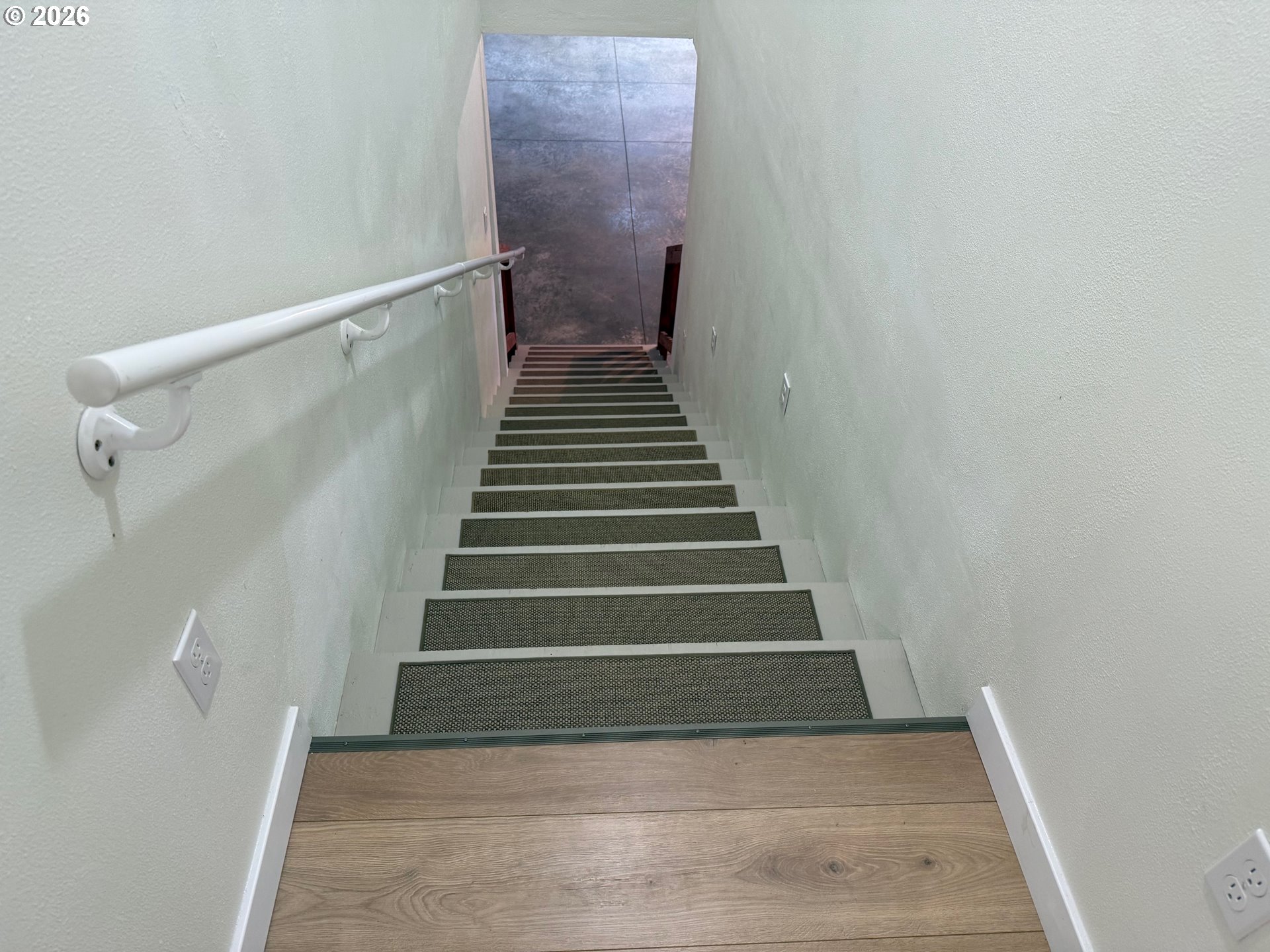 main property photo 32
