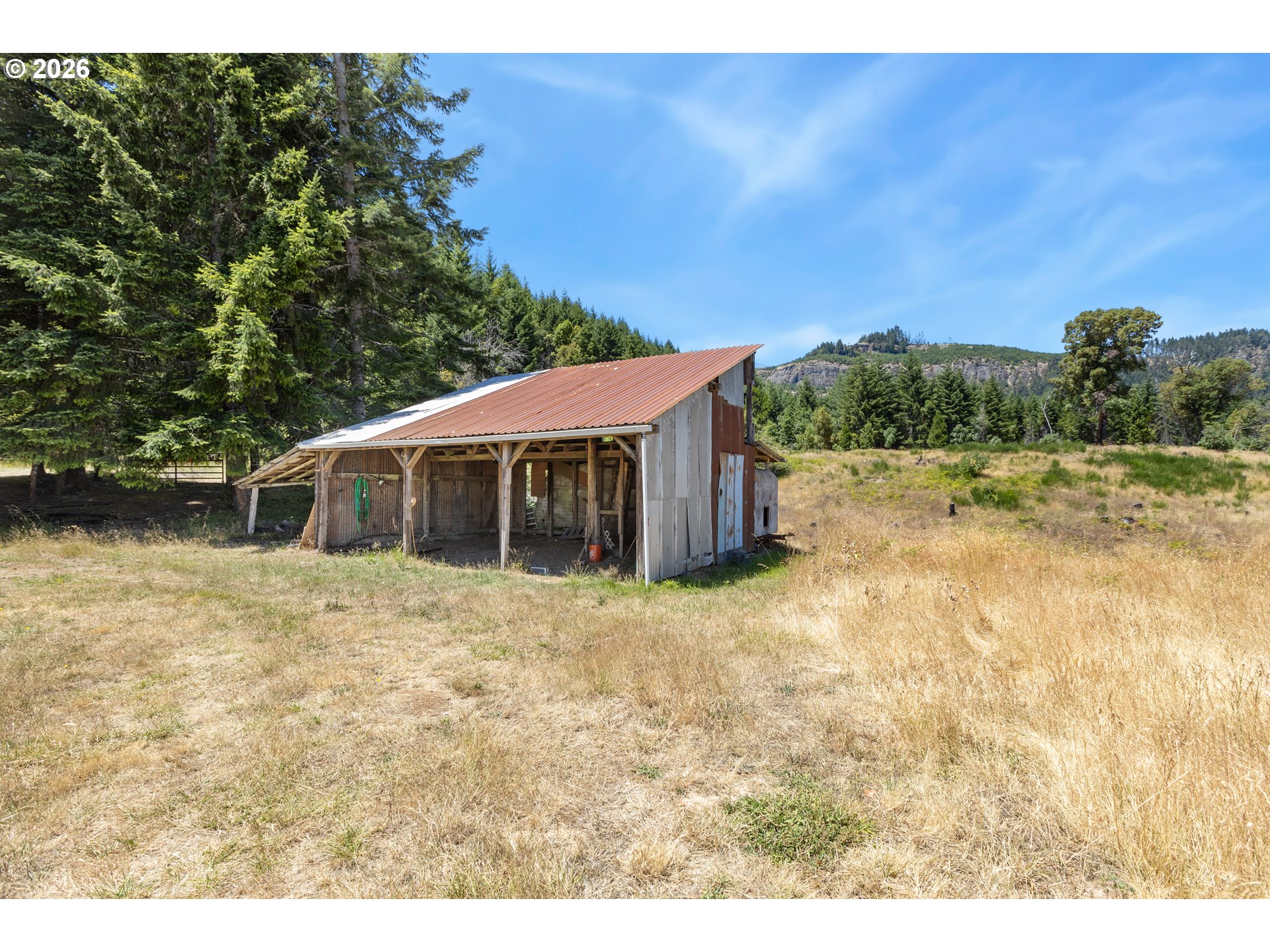 main property photo 39