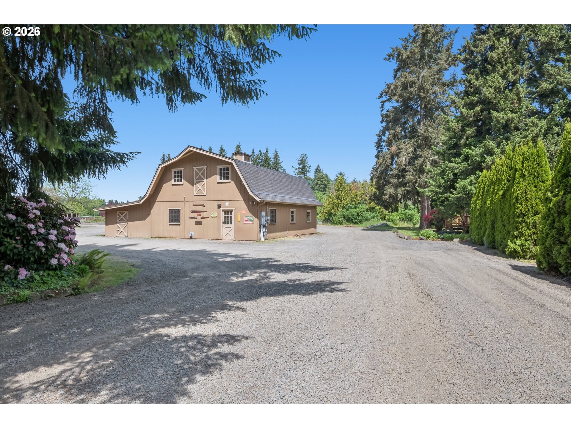 main property photo 21