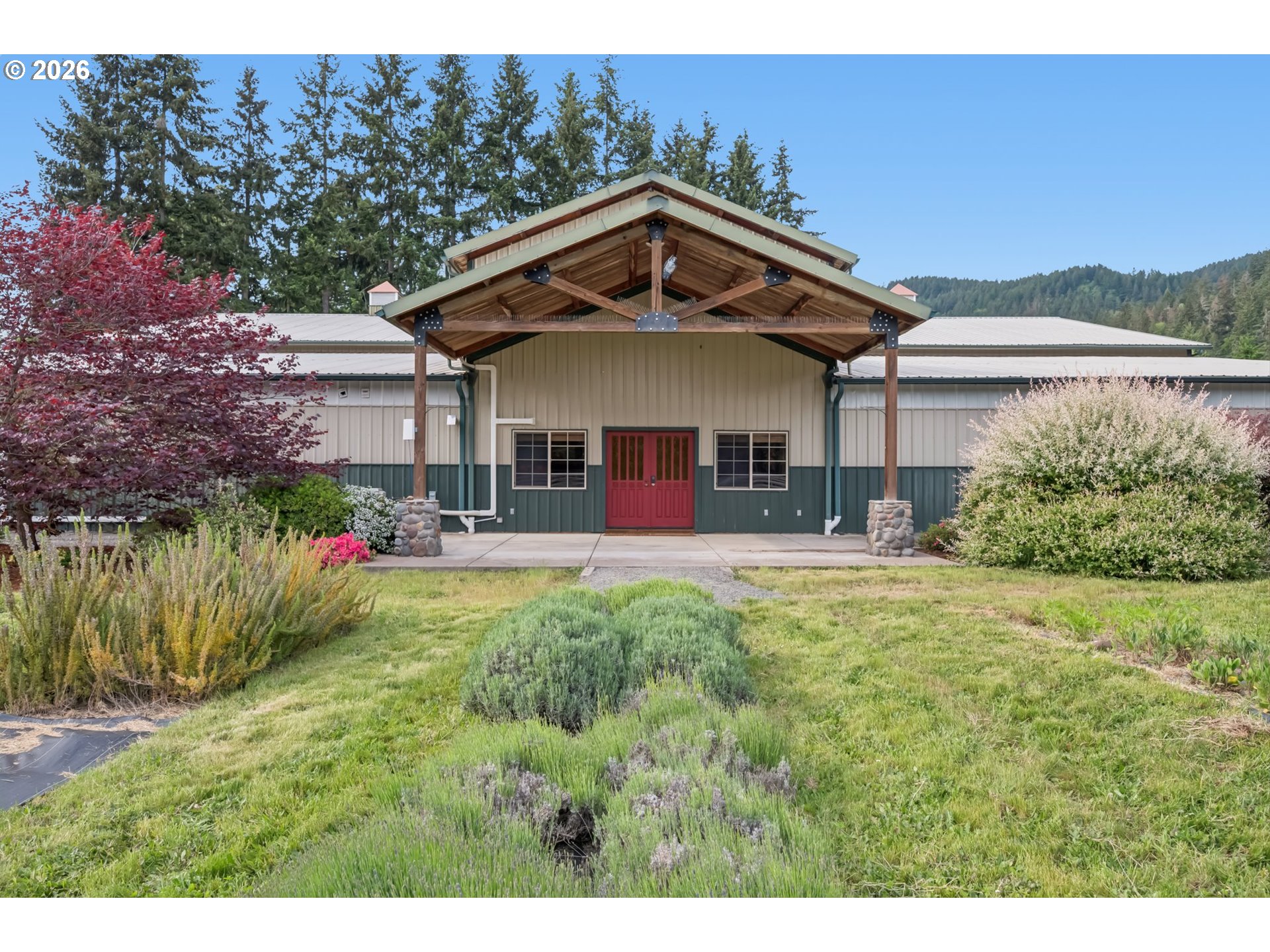 main property photo 35