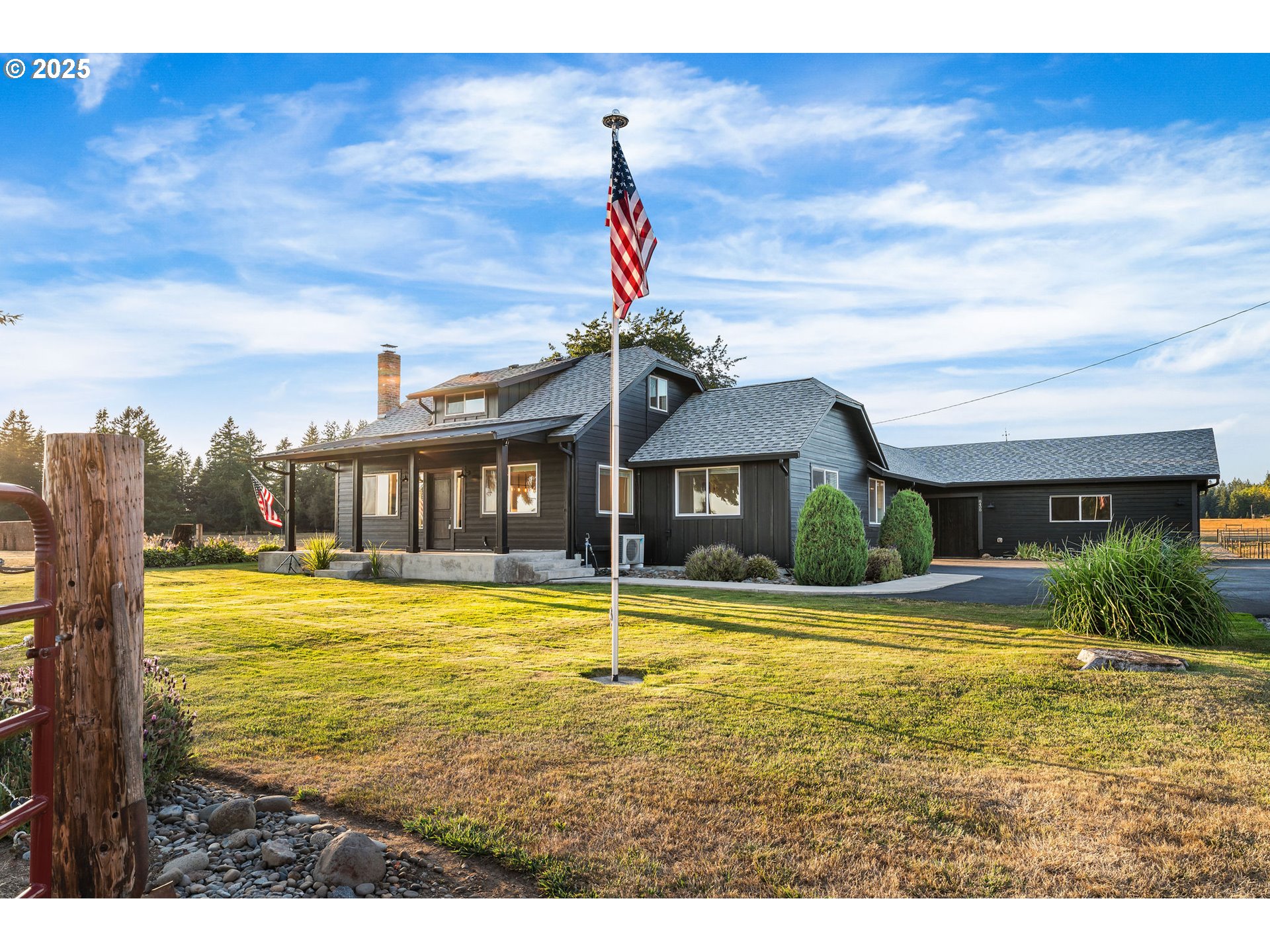 main property photo 0