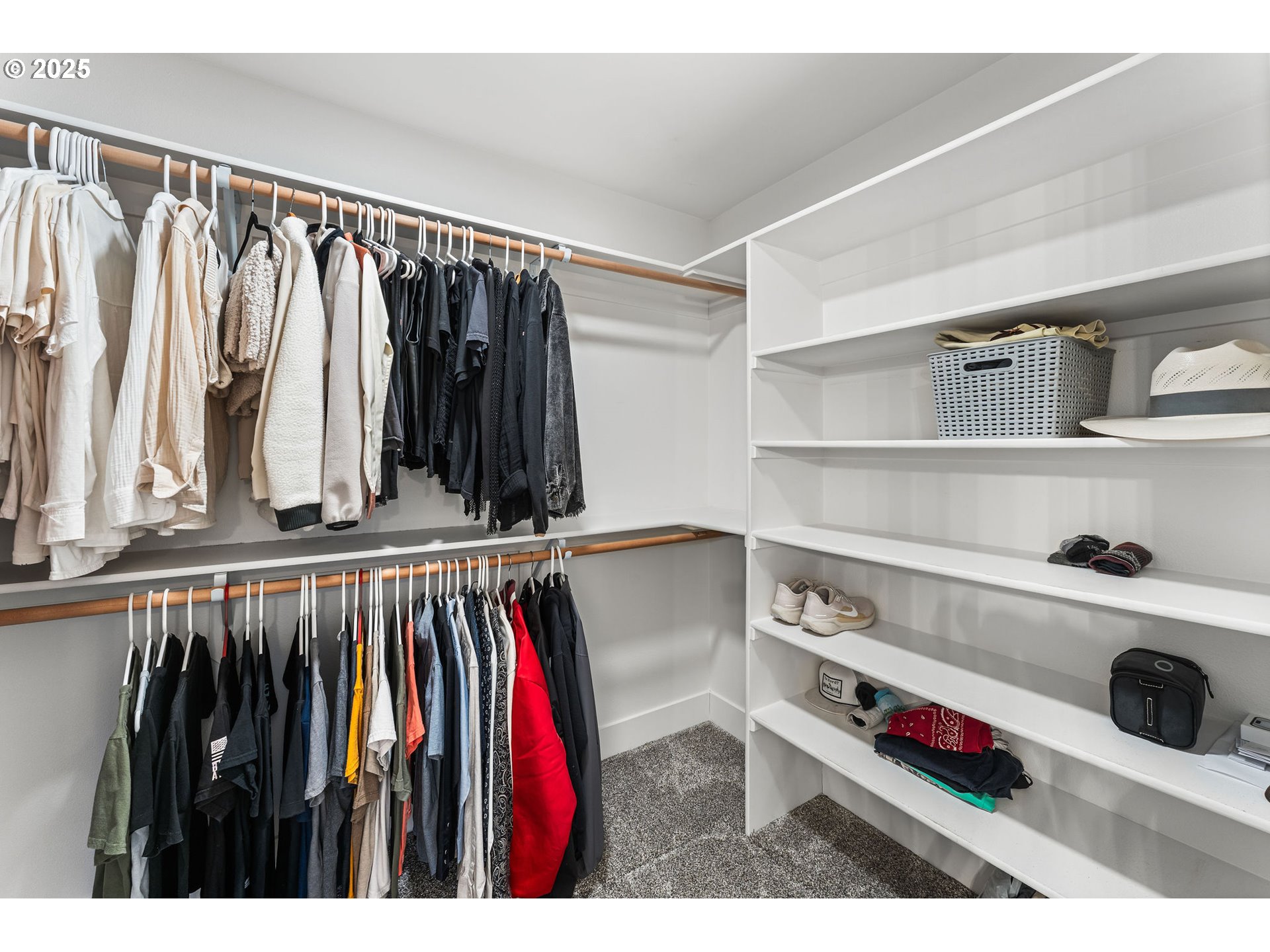 property viewer photo 10