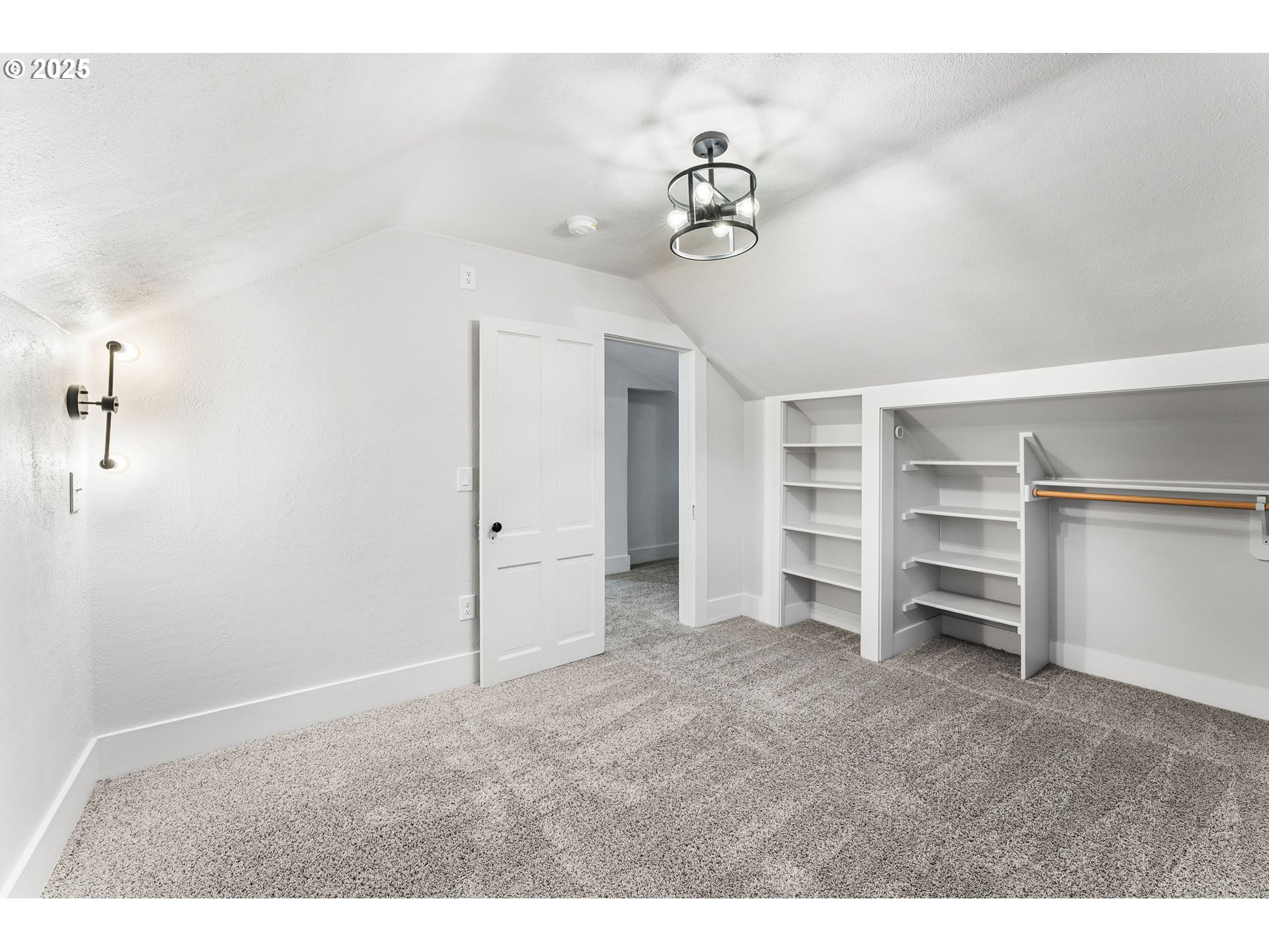 property viewer photo 20